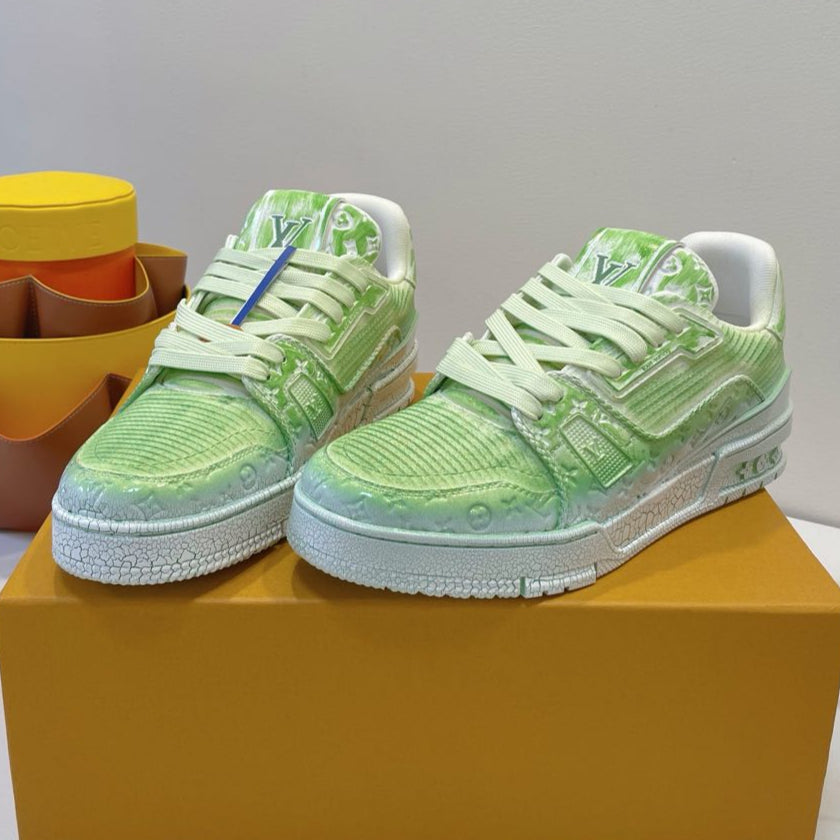 LV TRAINER MAXI SNEAKER IN GREEN PASTEL EMBOSSED CALFSKIN、mysite、Cacoeks