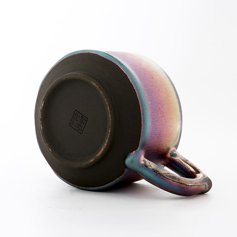 GEEK BAR-https://www.hot-toy.com/