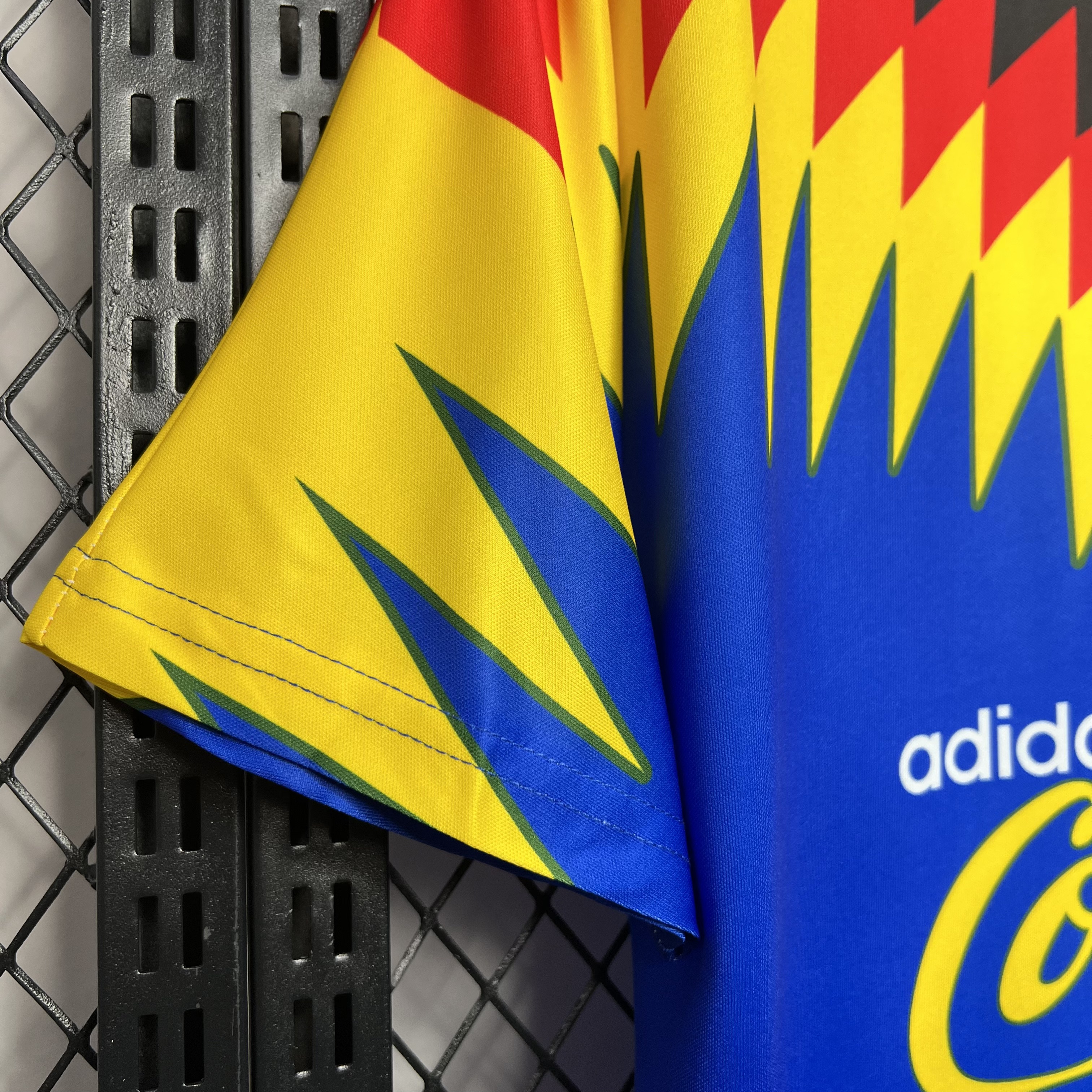 ManixJersey.com | Retro Club América 1995-96 Away Jersey -Customize Name, Number and Patch | Worldwide Shipping