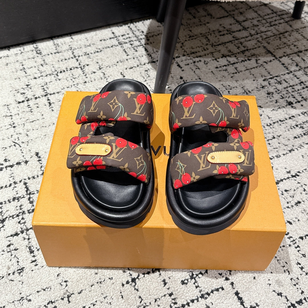LV MIAMI-STYLE SANDALS 25S IN BROWN FABRIC AND BLACK CALFSKIN、mysite、Cacoeks