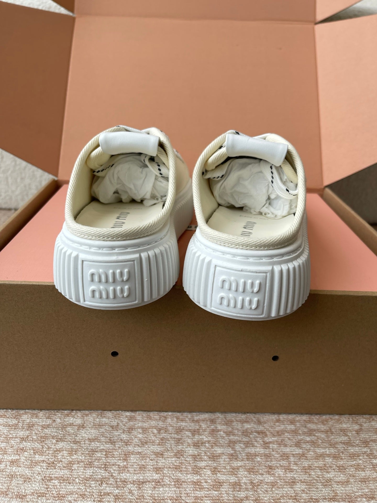 WASH SNEAKER MULES IN OFF WHITE DENIM WHITE STRIPED LACES、mysite、Cacoeks