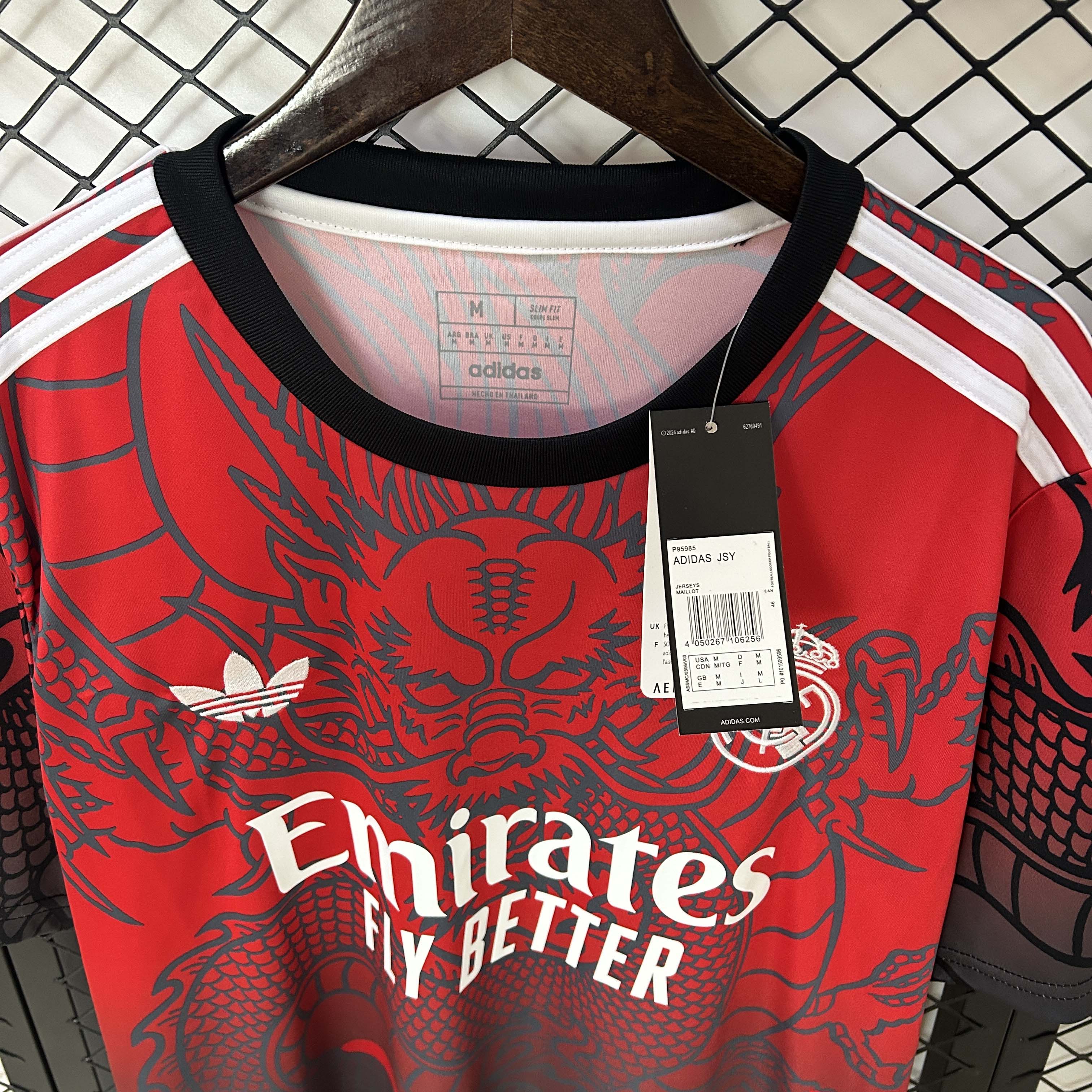 2024/2025 Real Madrid Special Edition Red and black Football Shirt1:1 Thai Quality:football jersey mysite: unitedjerseyfootball 邓江浪:football