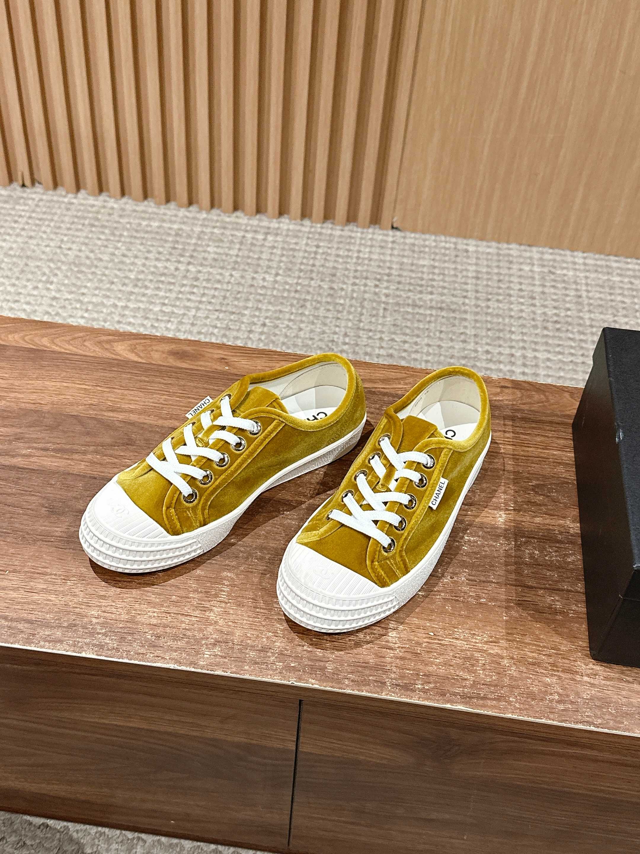 CONVERSE SNEAKER IN DIJON YELLOW VELVET、mysite、Cacoeks
