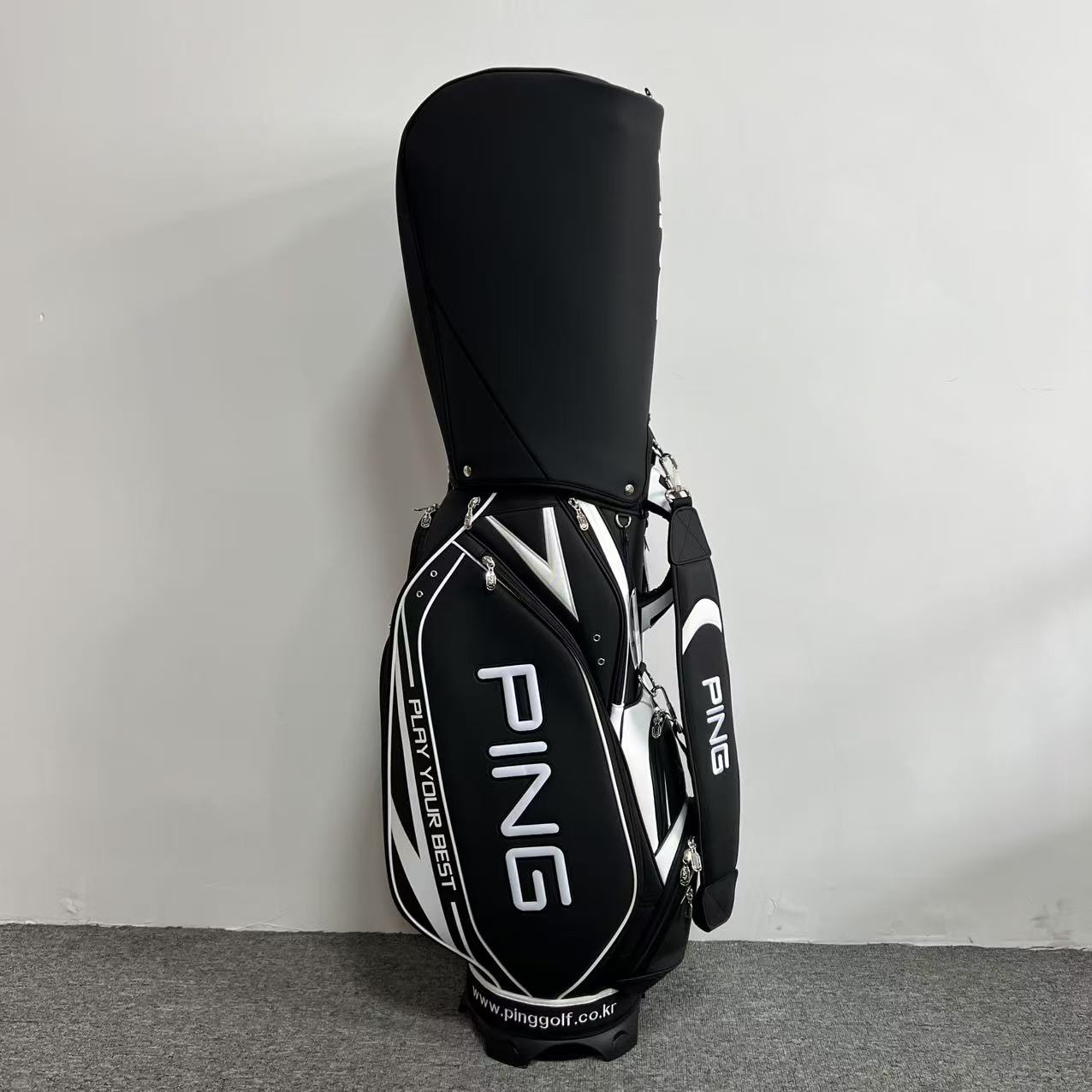 TITLESIT TAYLORMADE G/FORE GOLF BAG