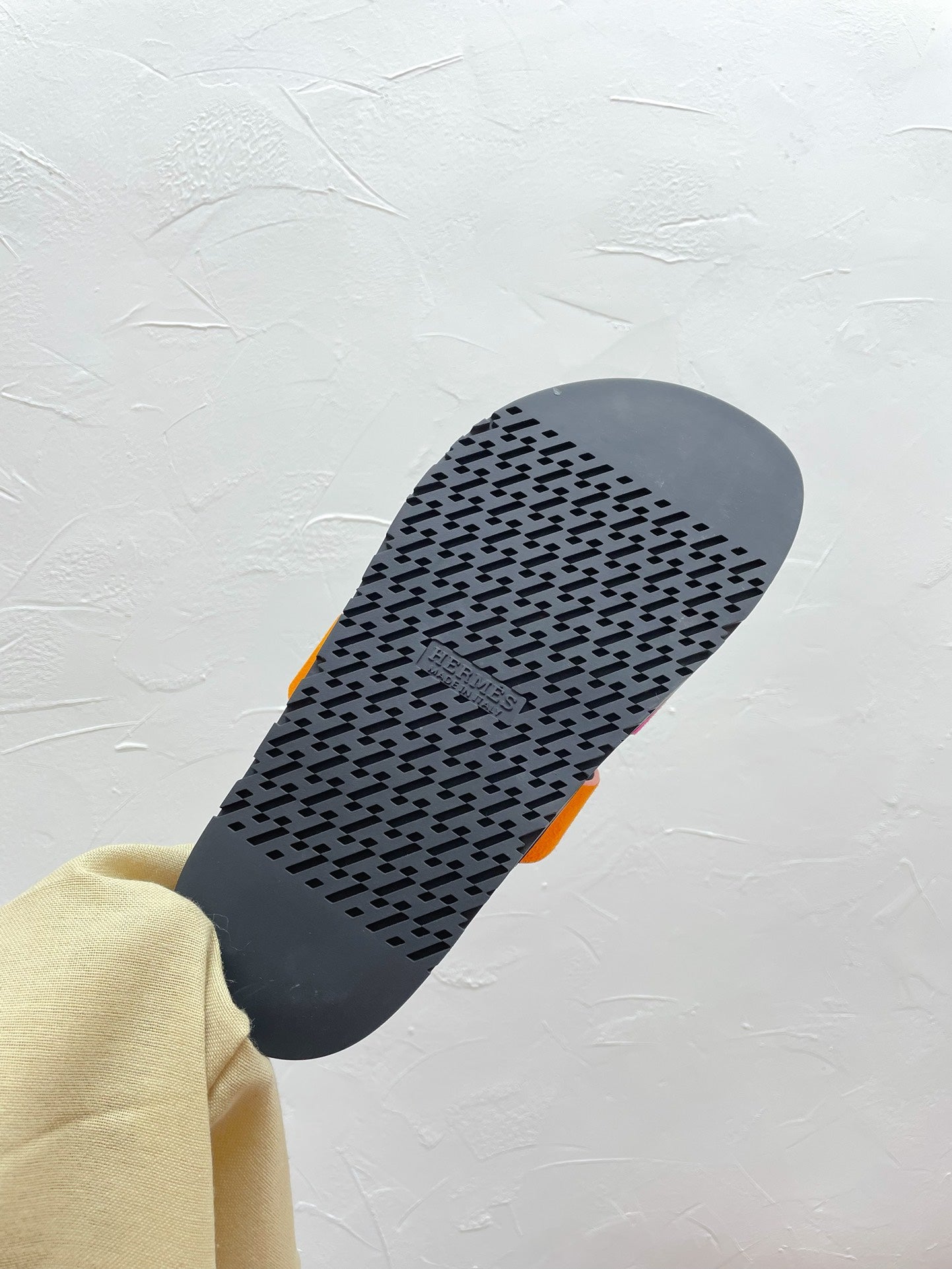 CHYPRE SANDAL DEEP PINK MIX ORANGE SUEDE WITH H BUCKLE、mysite、Cacoeks