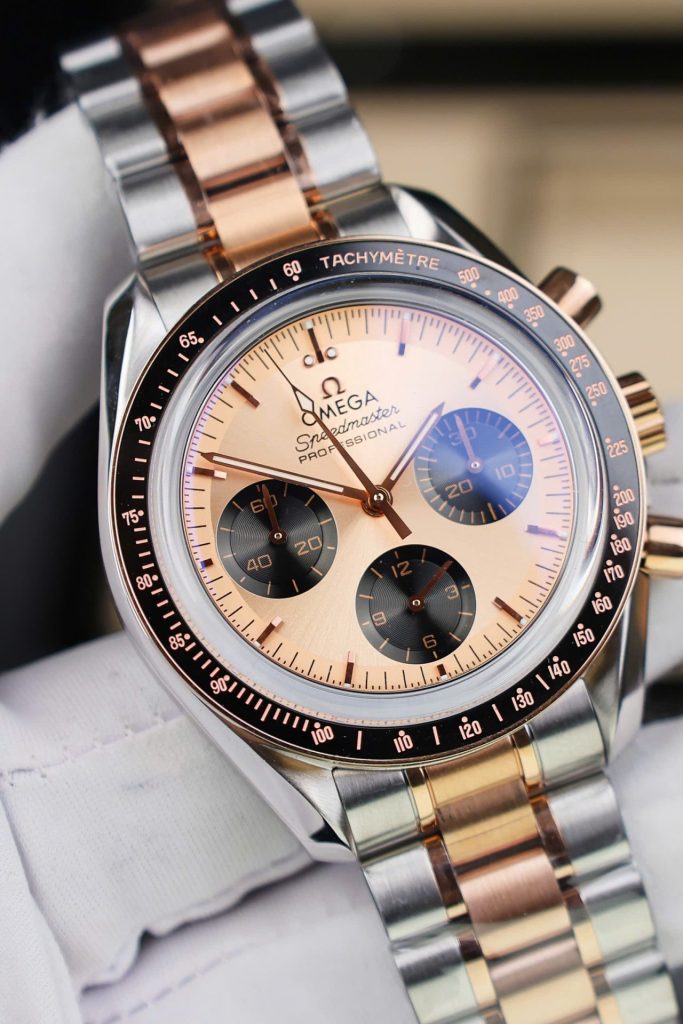Đồng Hồ Omega SpeedMaster Chế Tác MoonWatch Demi Vàng Hồng 42mm (2)