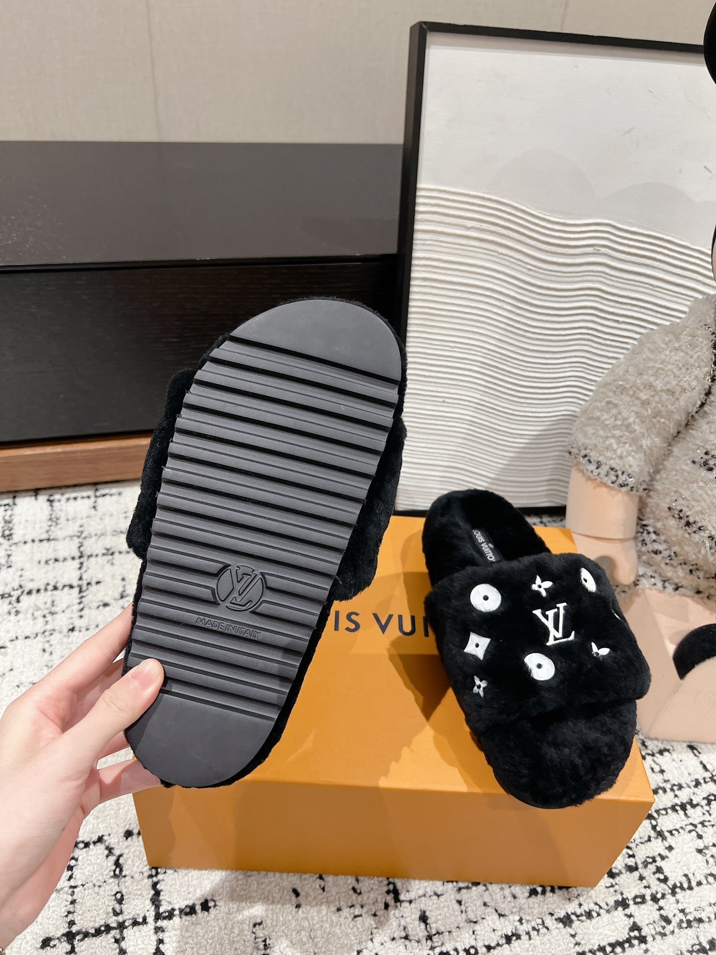 SLIPPER IN BLACK WOOL、mysite、Cacoeks