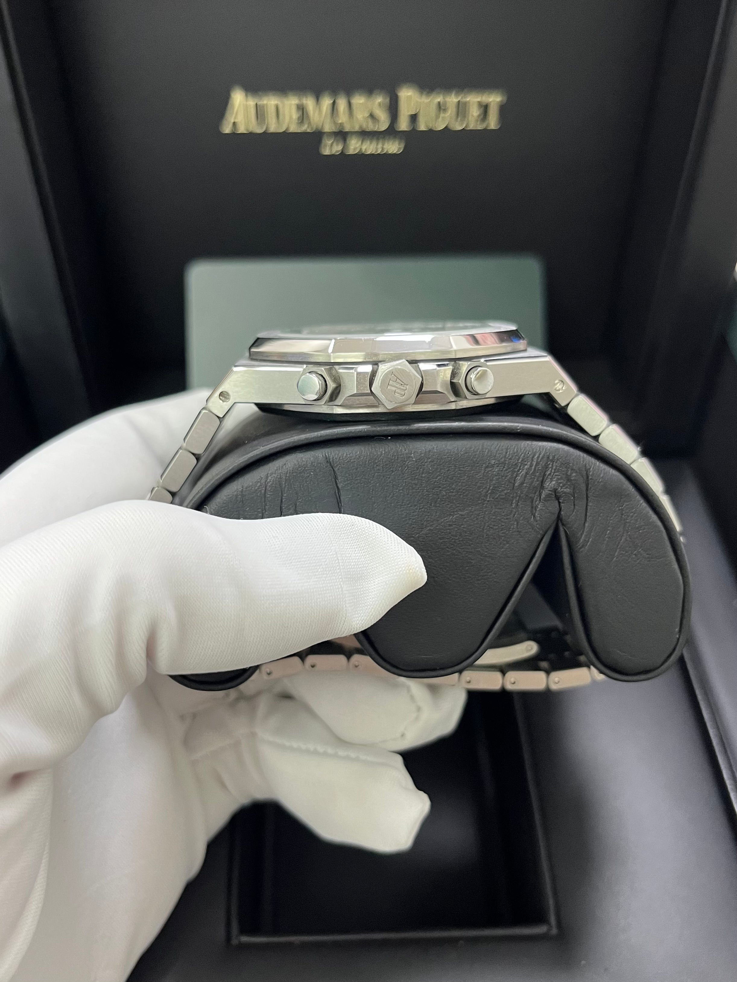 Watch 3