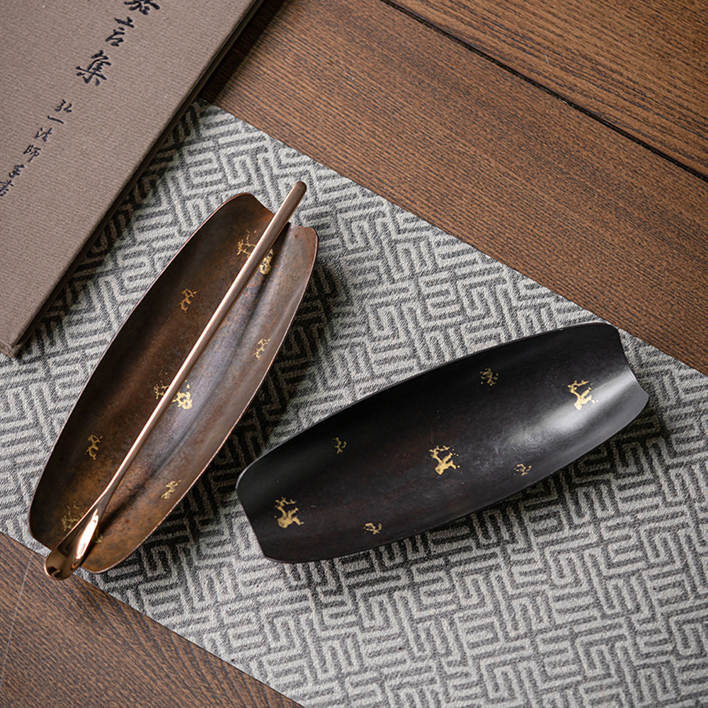 GEEK BAR-https://www.hot-toy.com/