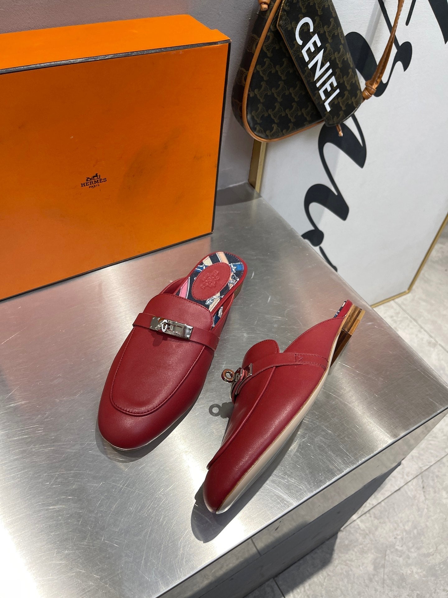 0Z MULE RUBY CALFSKIN WITH PATTERN、mysite、Cacoeks