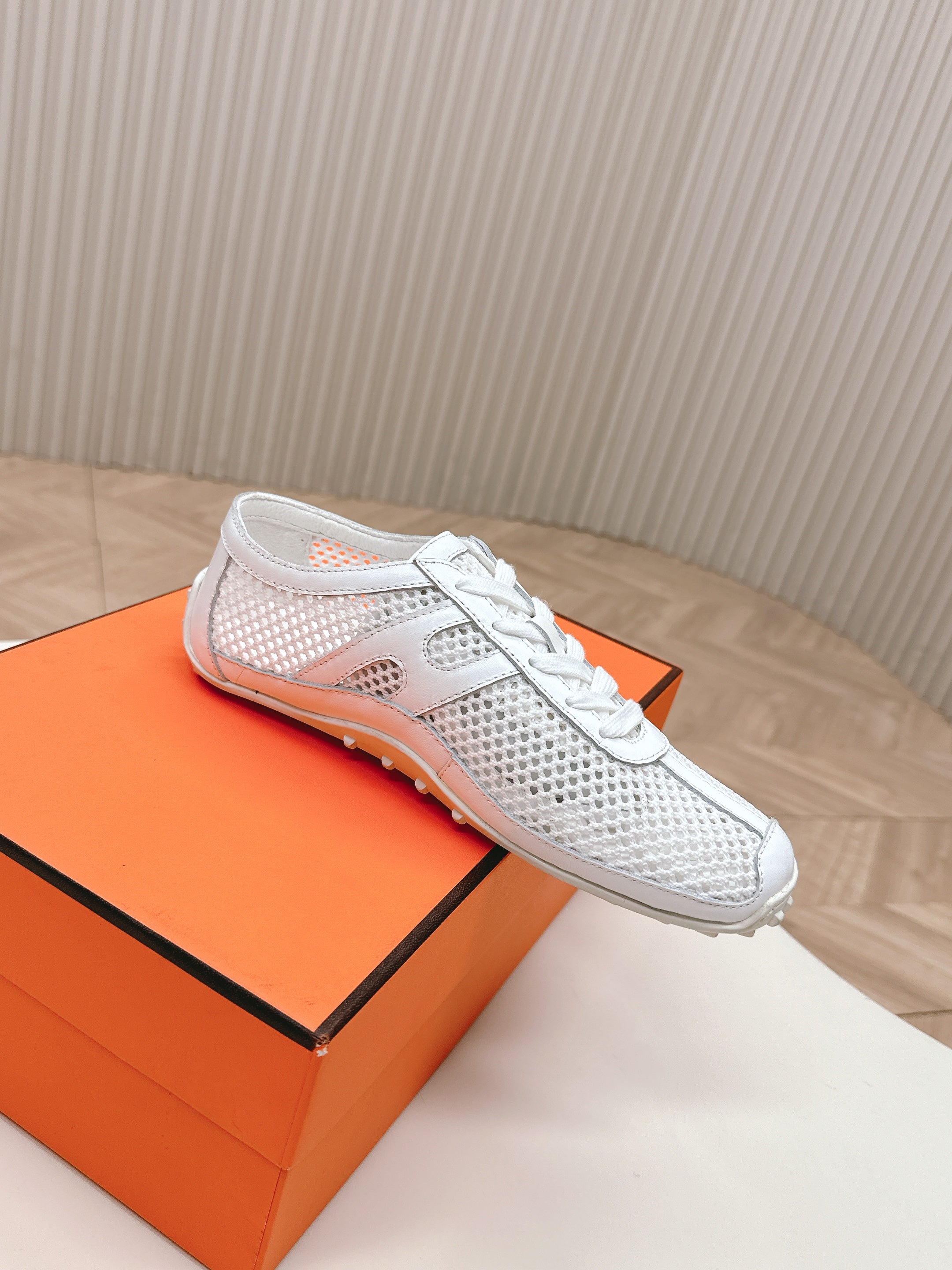 KIGA SNEAKER IN WHITE CROCHET KNIT AND CALFSKIN、mysite、Cacoeks