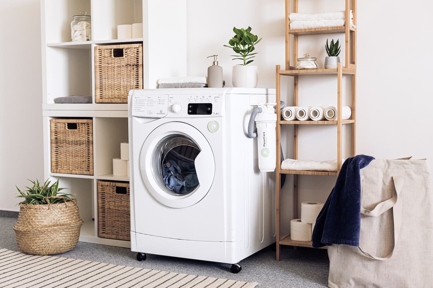 Are Outdoor Furniture Covers Machine Washable? A Quick Guide – F&J Outdoors