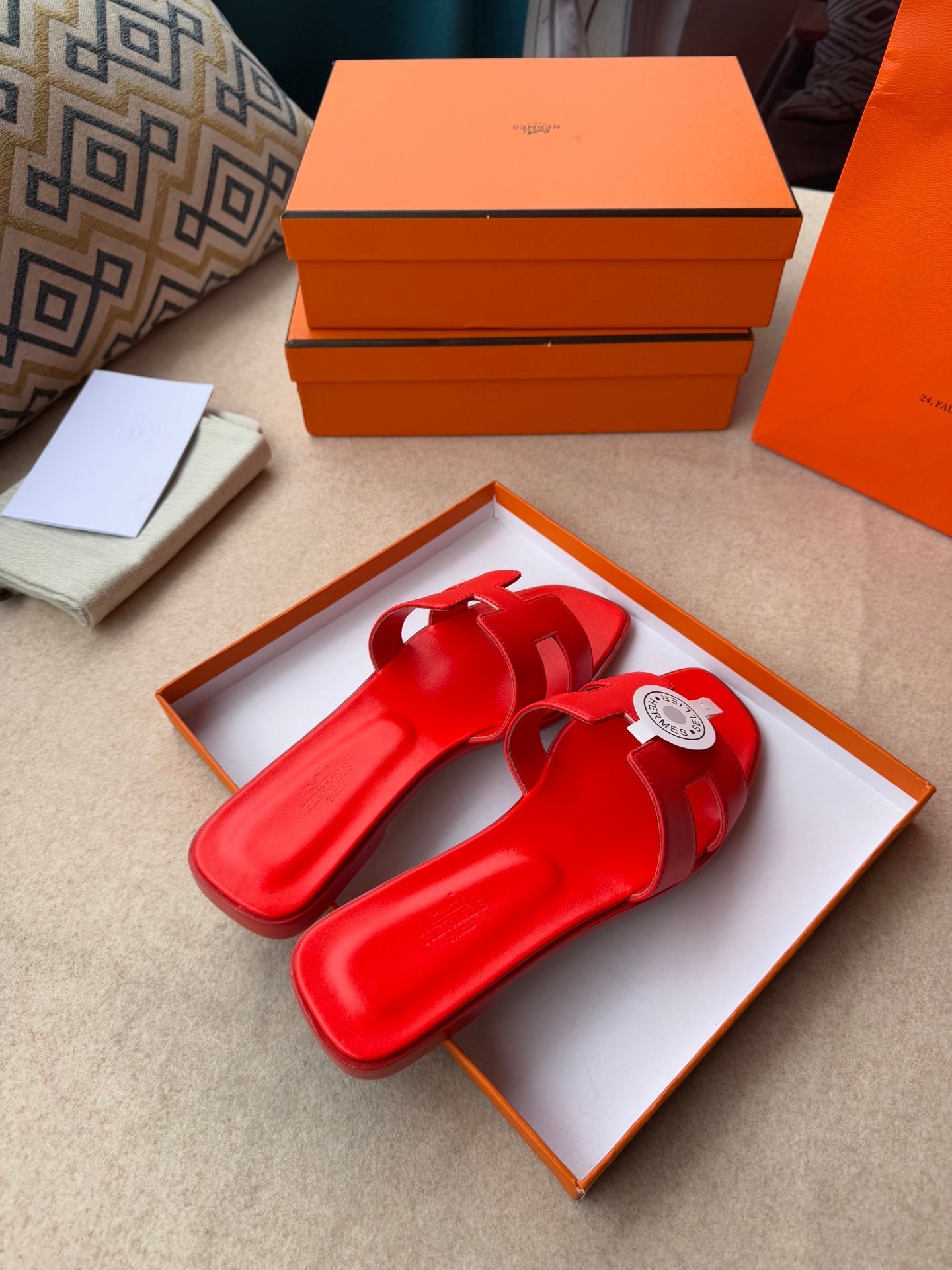 0RAN SANDALS IN CHERRY RED CALFSKIN、mysite、Cacoeks