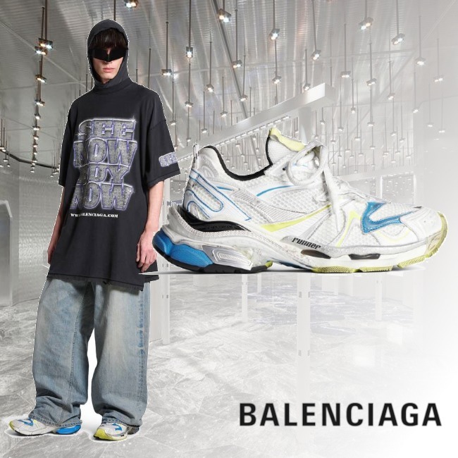 BALENCIAGA