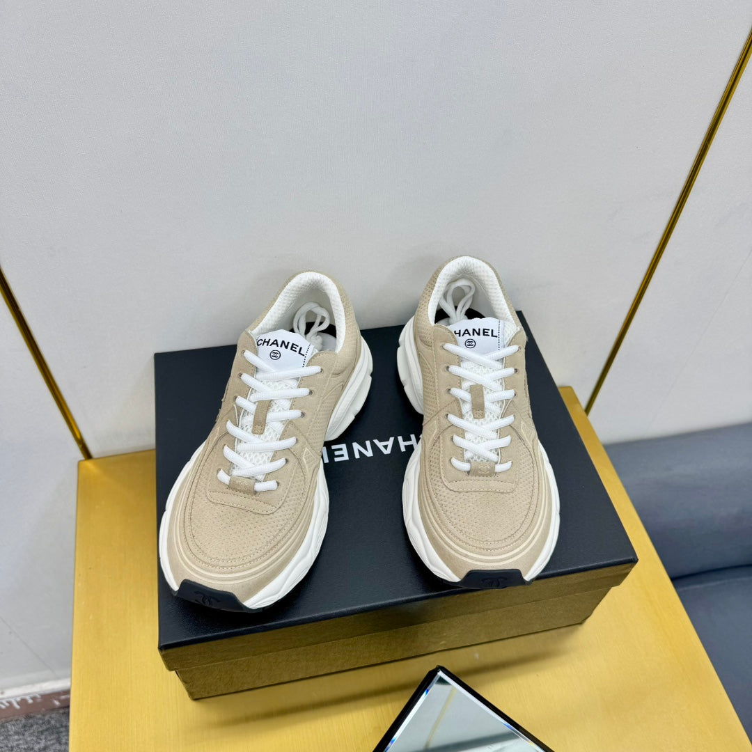 DAD SNEAKER IN TUSCAN BEIGE SUEDE AND BREATHABLE MESH、mysite、Cacoeks