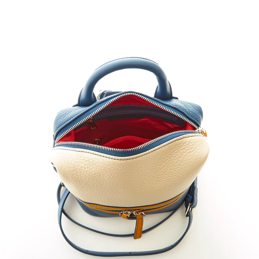 GEEK BAR-https://www.hot-toy.com/