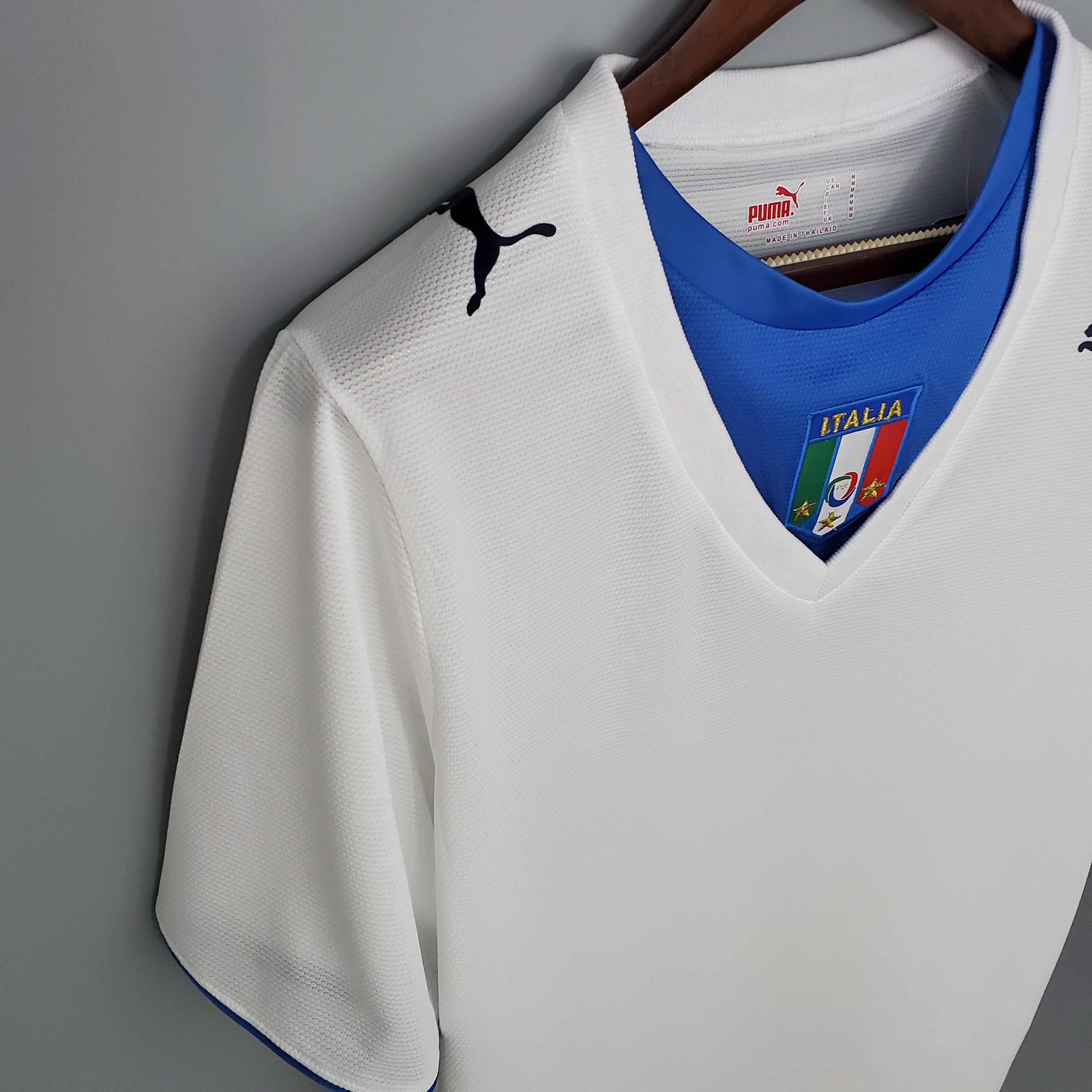 GlobeJersey-Retro Italy 2006 Away Stadium Jersey