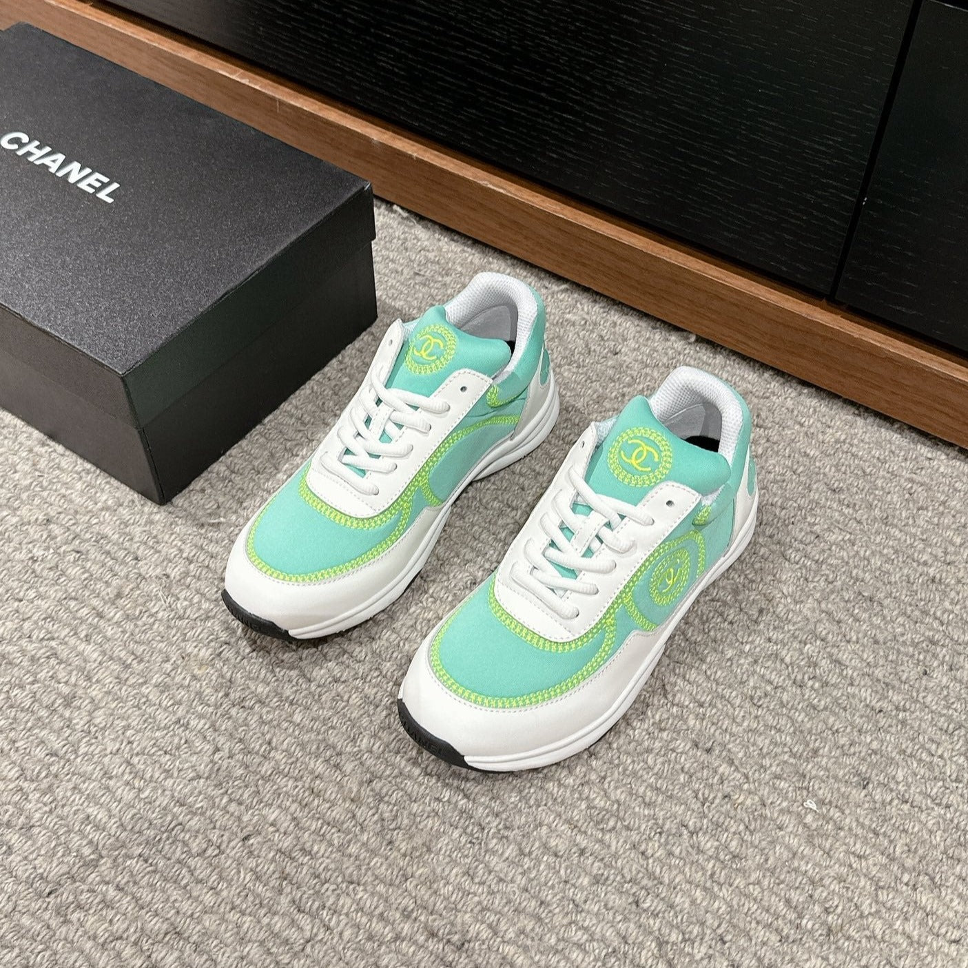 CLASSIC TRAINER IN MINT GREEN MIX WHITE FABRIC、mysite、Cacoeks