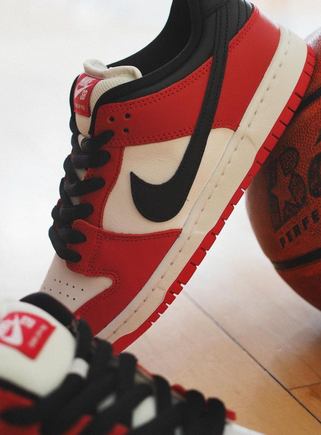 Nike SB Dunk Low Pro J-Pack Chicago、NIKE、Cacoeks