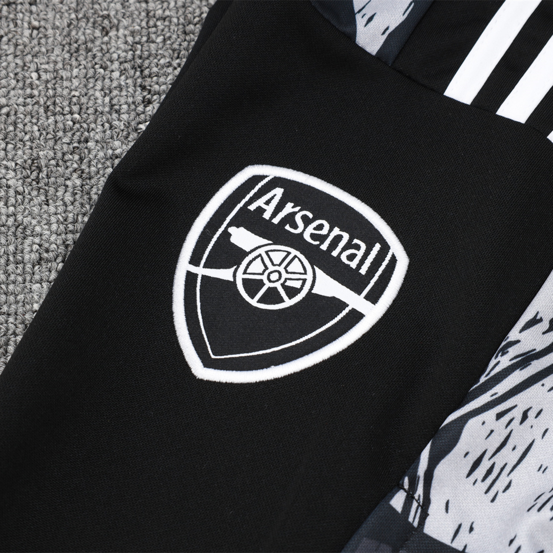 ManixJersey.com | Arsenal 24-25 Black Grey Windbreaker Jacket -Customize Name, Number and Patch | Worldwide Shipping