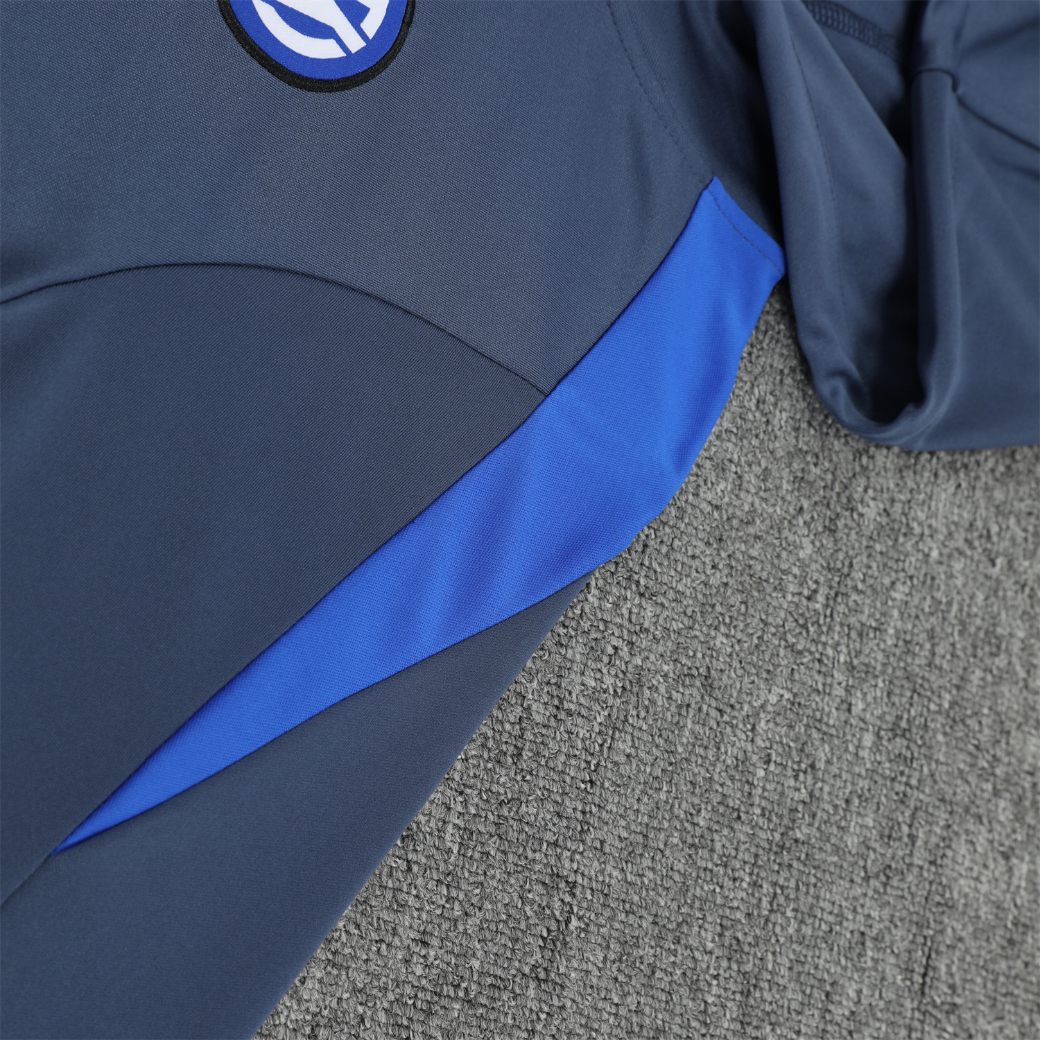 ManixJersey.com | Inter Milan 24-25 Training Hoodie Set - Blue - Gray Hoodie and Pants -Customize Name, Number and Patch | Worldwide Shipping