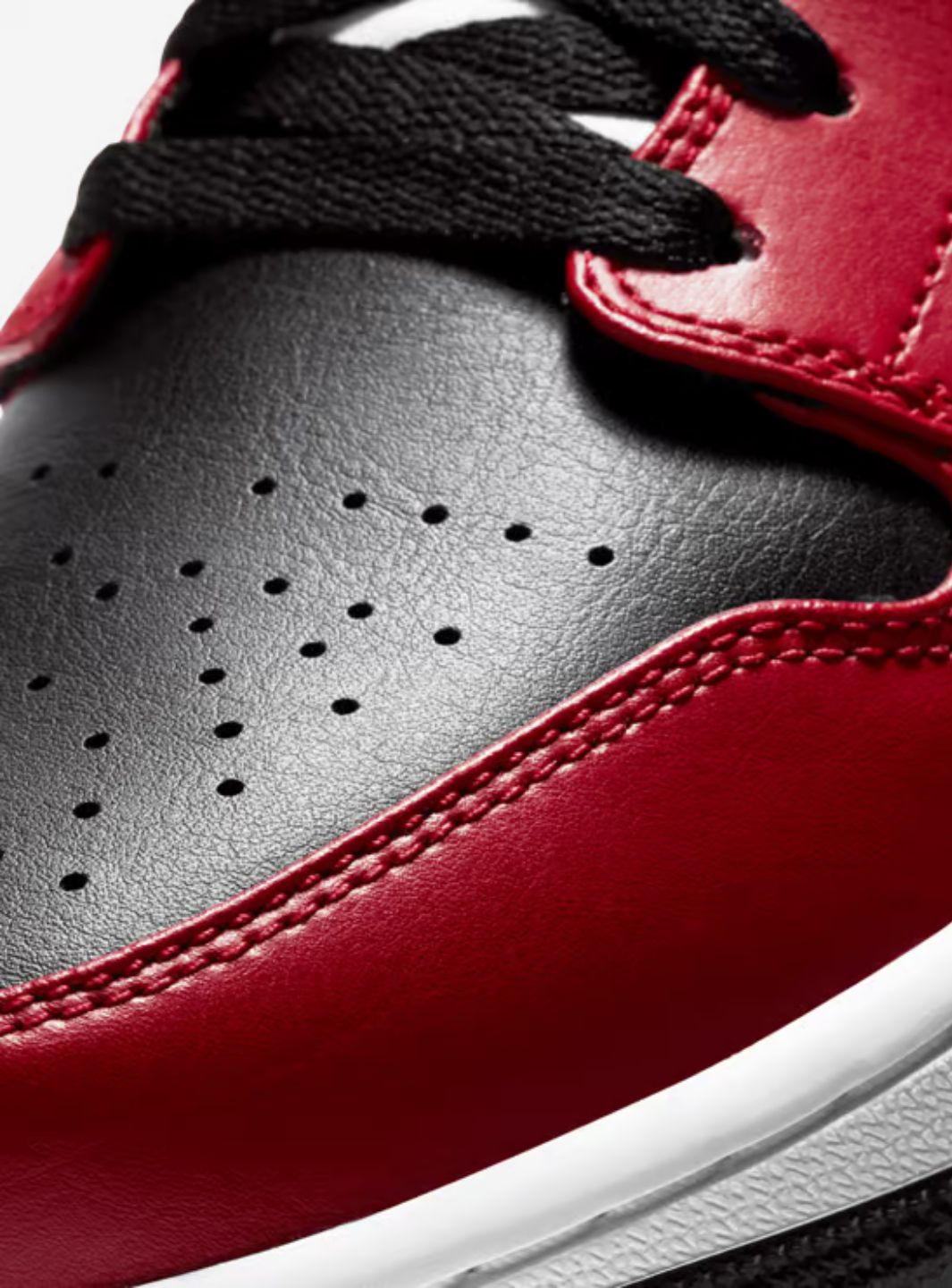 Air Jordan 1 Mid Chicago Black Toe、JORDAN、Cacoeks