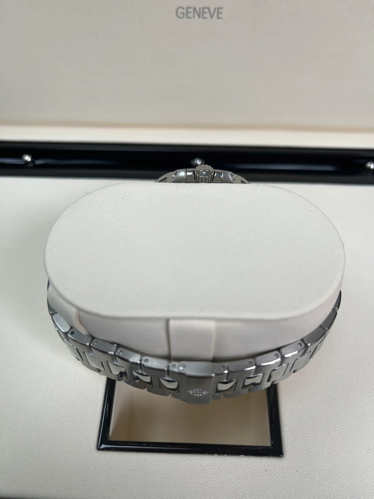 Patek Philippe Nautilus Ref. 5712/1A-001 Super Clone Watch – Blue Dial Stainless Steel Moonphase Fake Replica