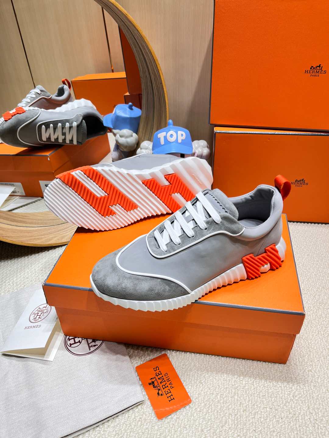 BOUNCING SNEAKER IN SMOKE GRAY SUEDE AND CALFSKIN、mysite、Cacoeks