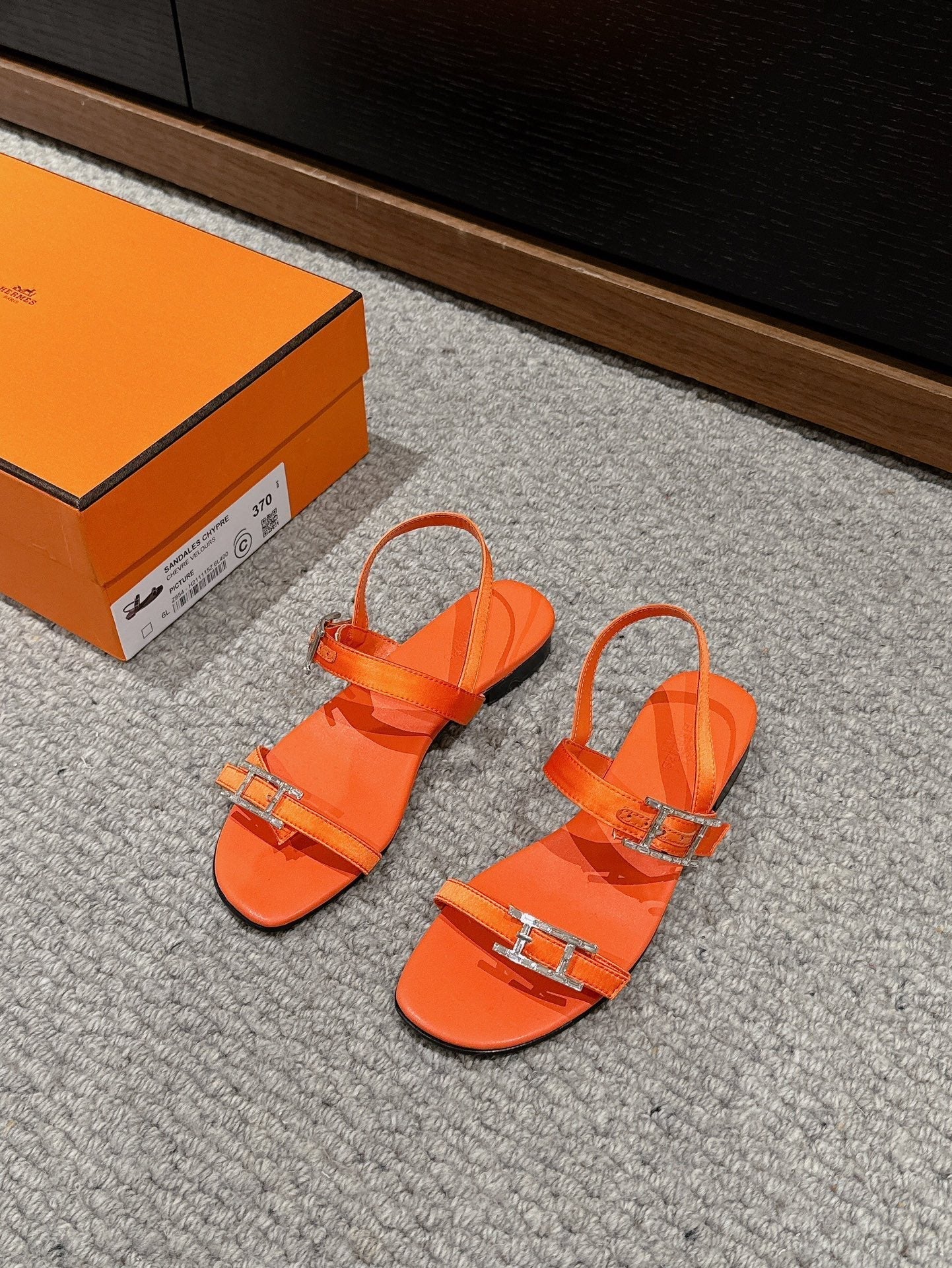 BUCKLE SANDAL BRIGHT ORANGE CALFSKIN、mysite、Cacoeks