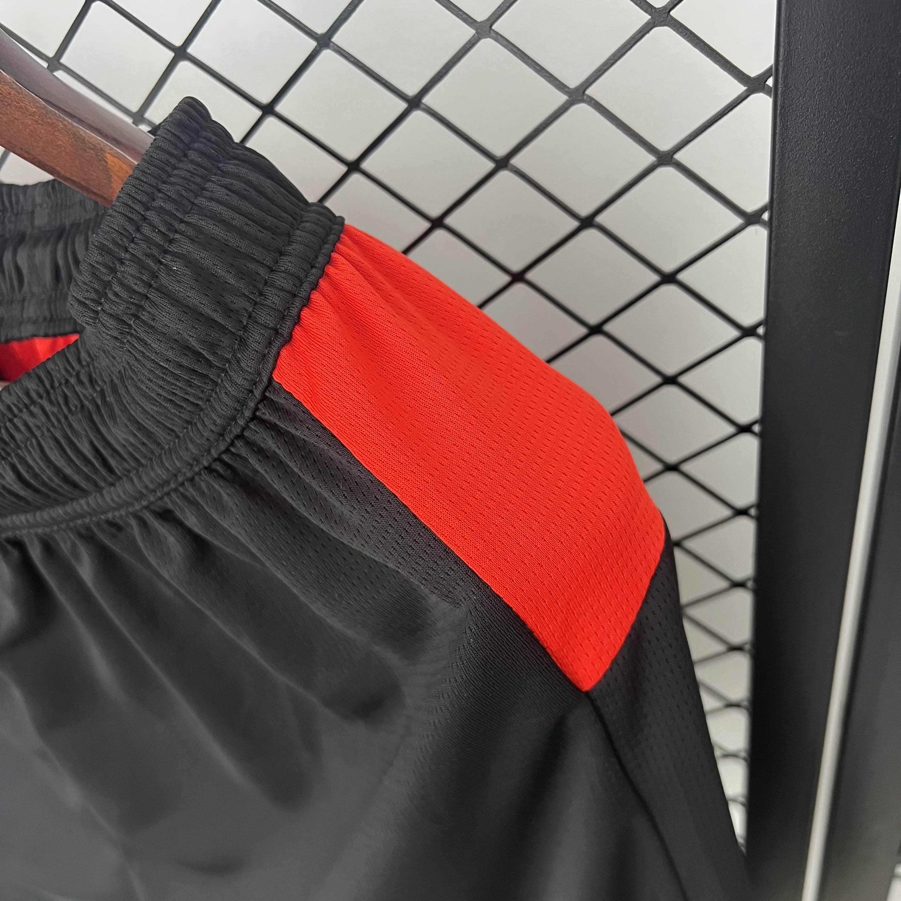 2025/2026 AC Milan Home Shorts 1:1 Thai Quality:football jersey mysite: unitedjerseyfootball 邓江浪:football