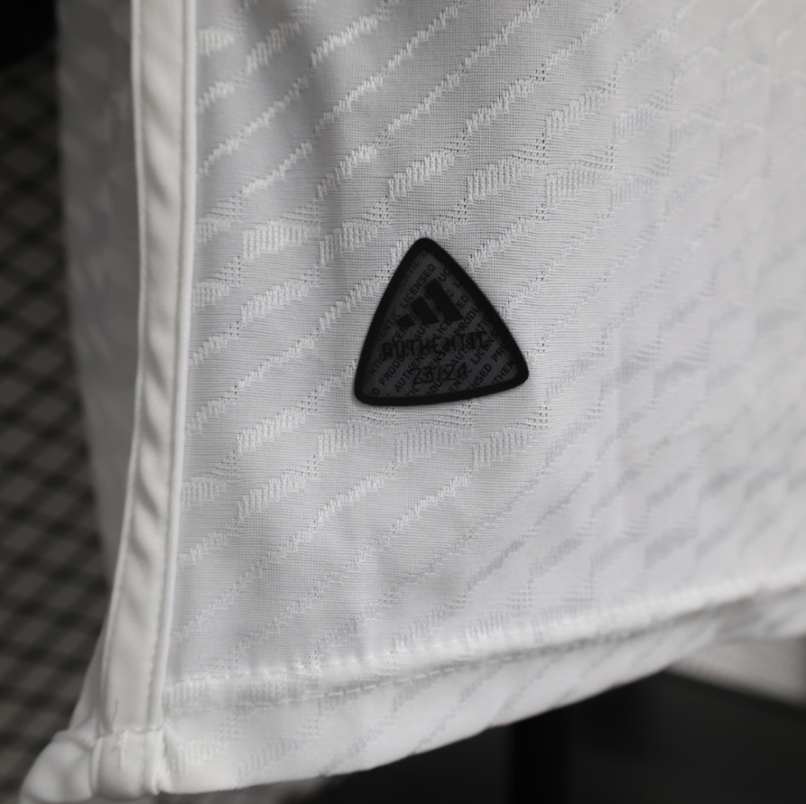 24-25 Man United Special Player Version Soccer Jerseys: Ajax 24-25 Home Stadium Jersey - Fans Version mysite: Adidas luxuryfootballshirts.com: https://www.luxuryfootballshirts.com/