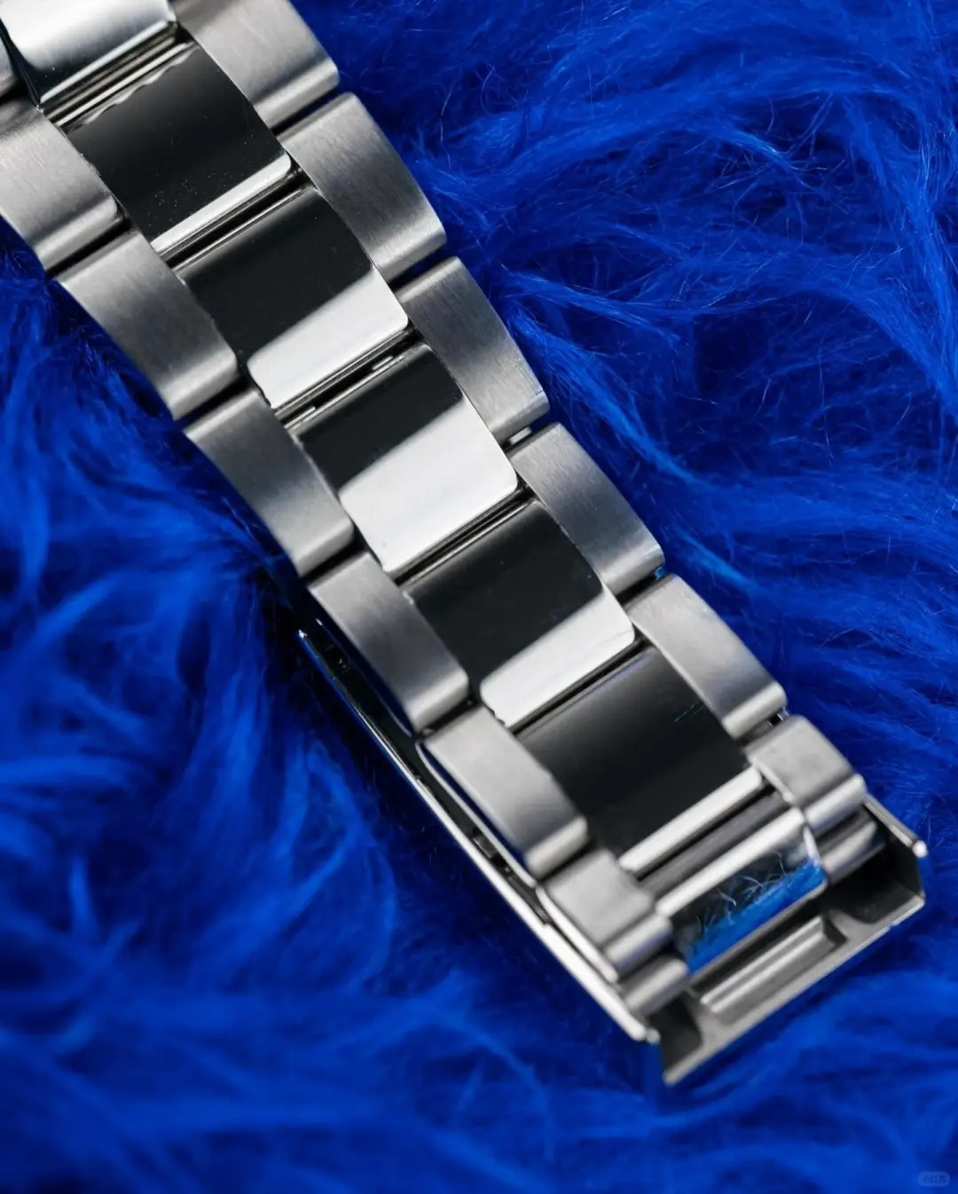 兼职  林炎: luxecystore