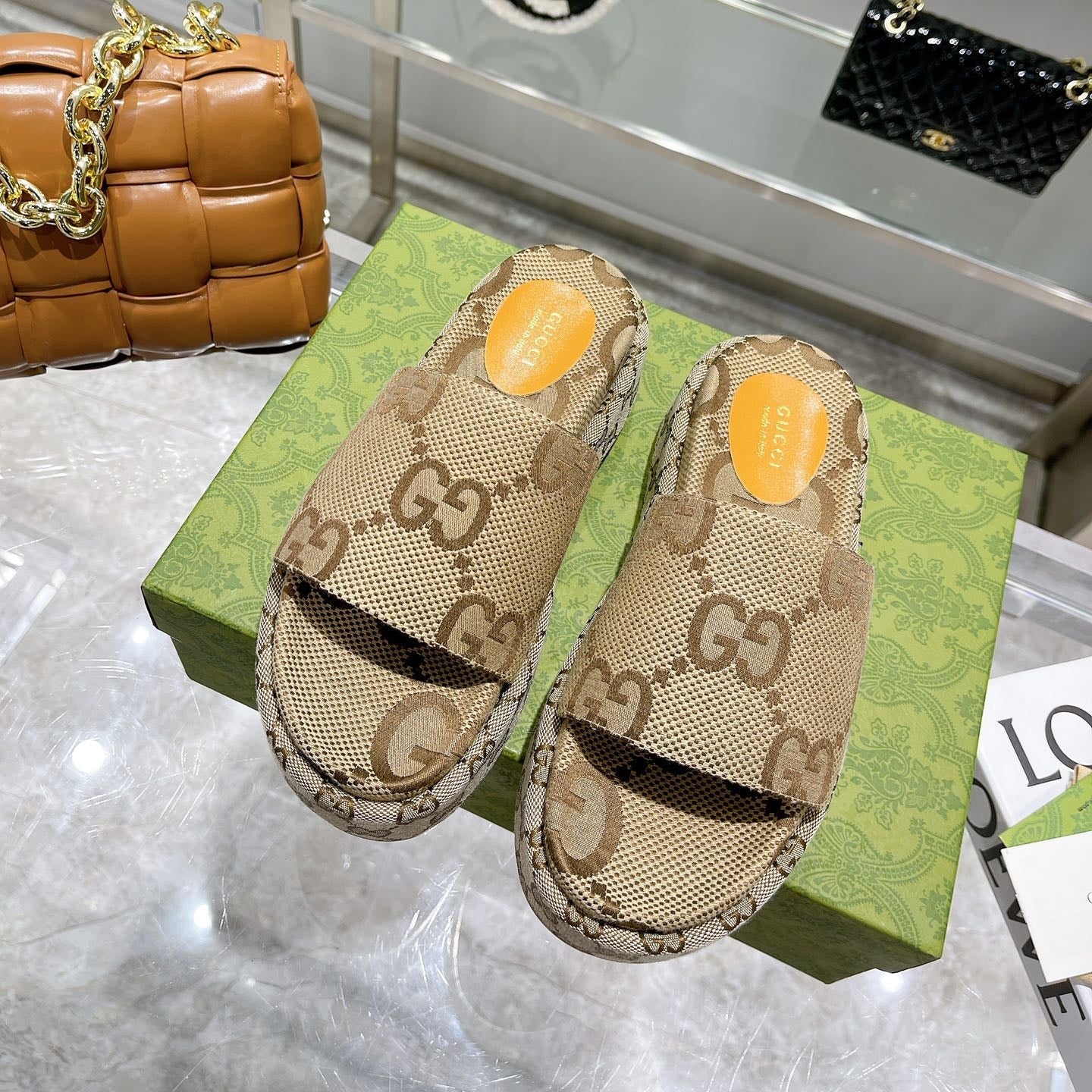 LV MONOGRAM THICK PLATFORM SANDALS IN BEIGE CANVAS、mysite、Cacoeks