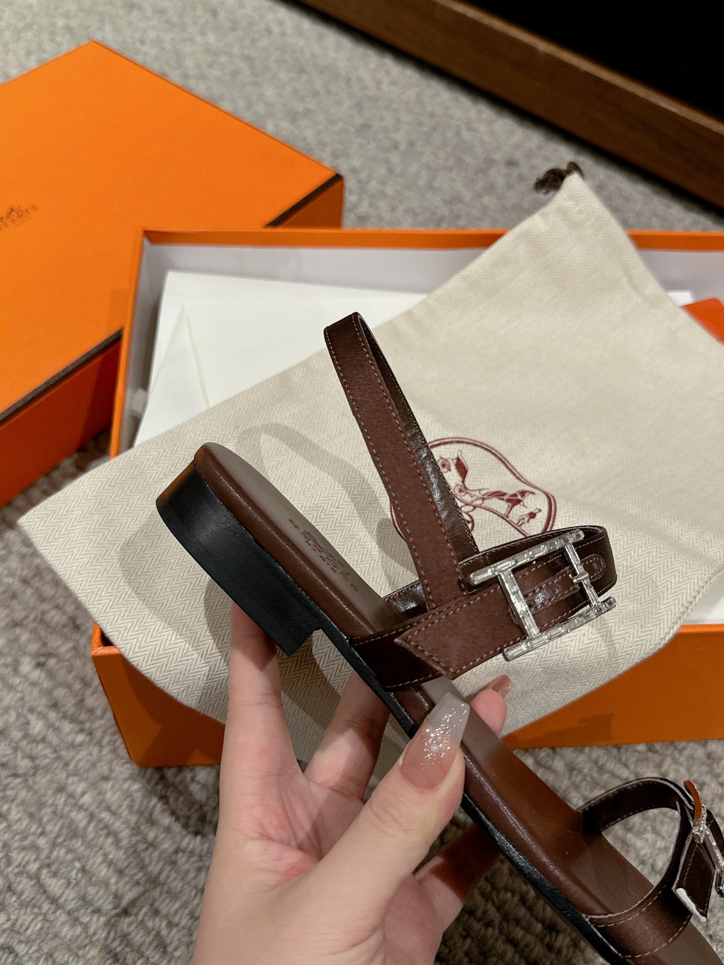 BUCKLE SANDAL CHOCOLATE CALFSKIN、mysite、Cacoeks