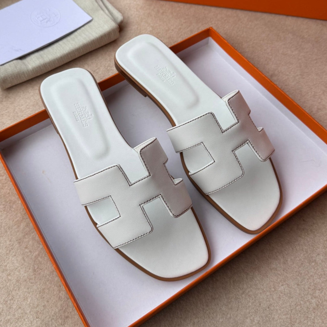 0RAN SANDALS IN WHITE CALFSKIN、mysite、Cacoeks
