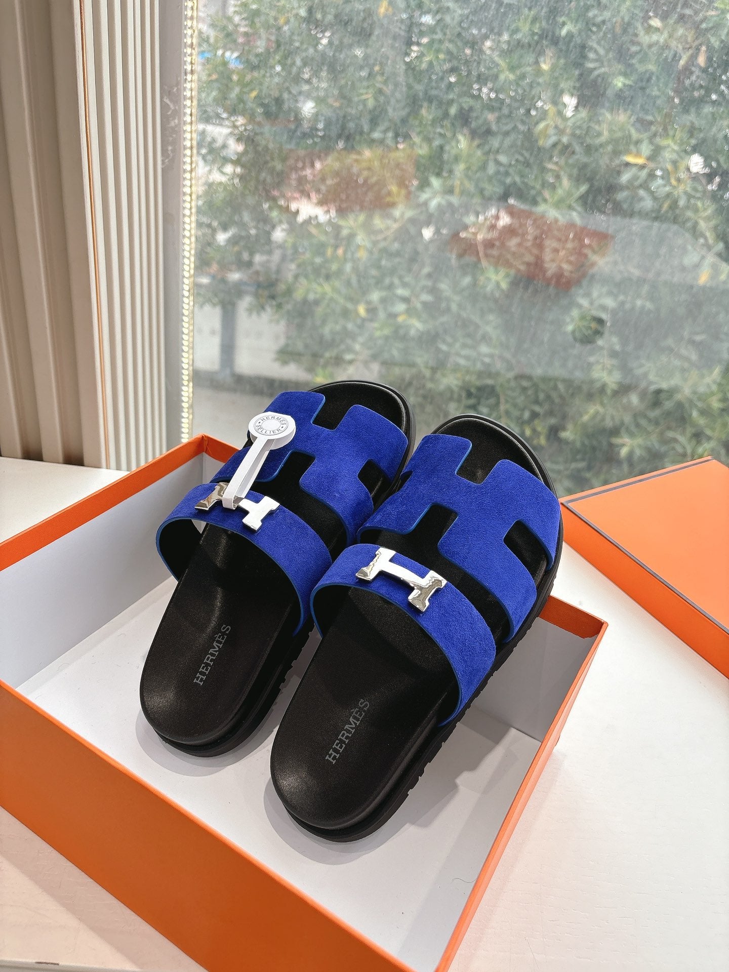 CHYPRE SANDAL IN COBALT BLUE SUEDE、mysite、Cacoeks