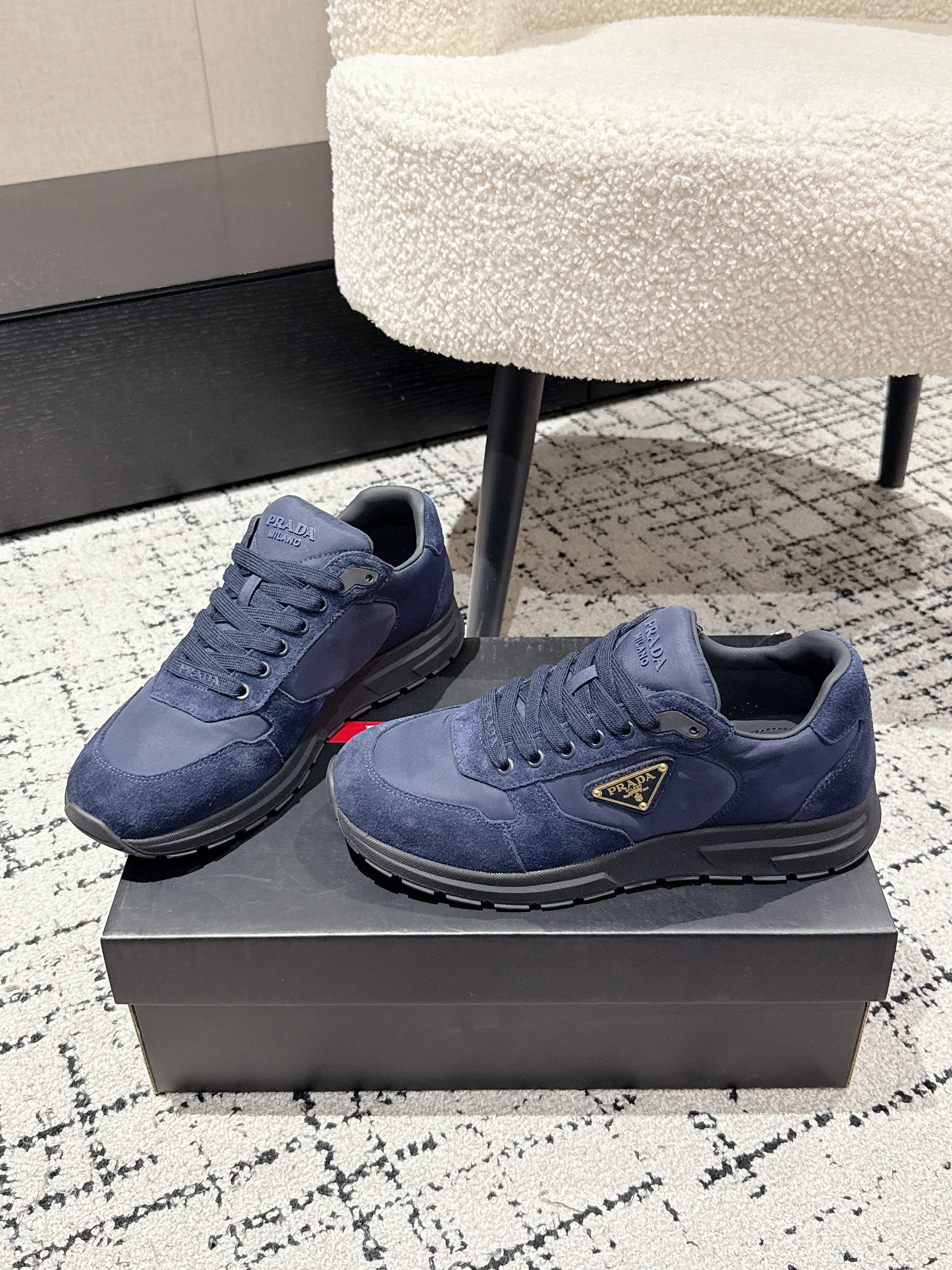 PRADA 25S MEN SNEAKERS LOGO IN NAVY BLUE NUBUCK AND CANVAS、mysite、Cacoeks
