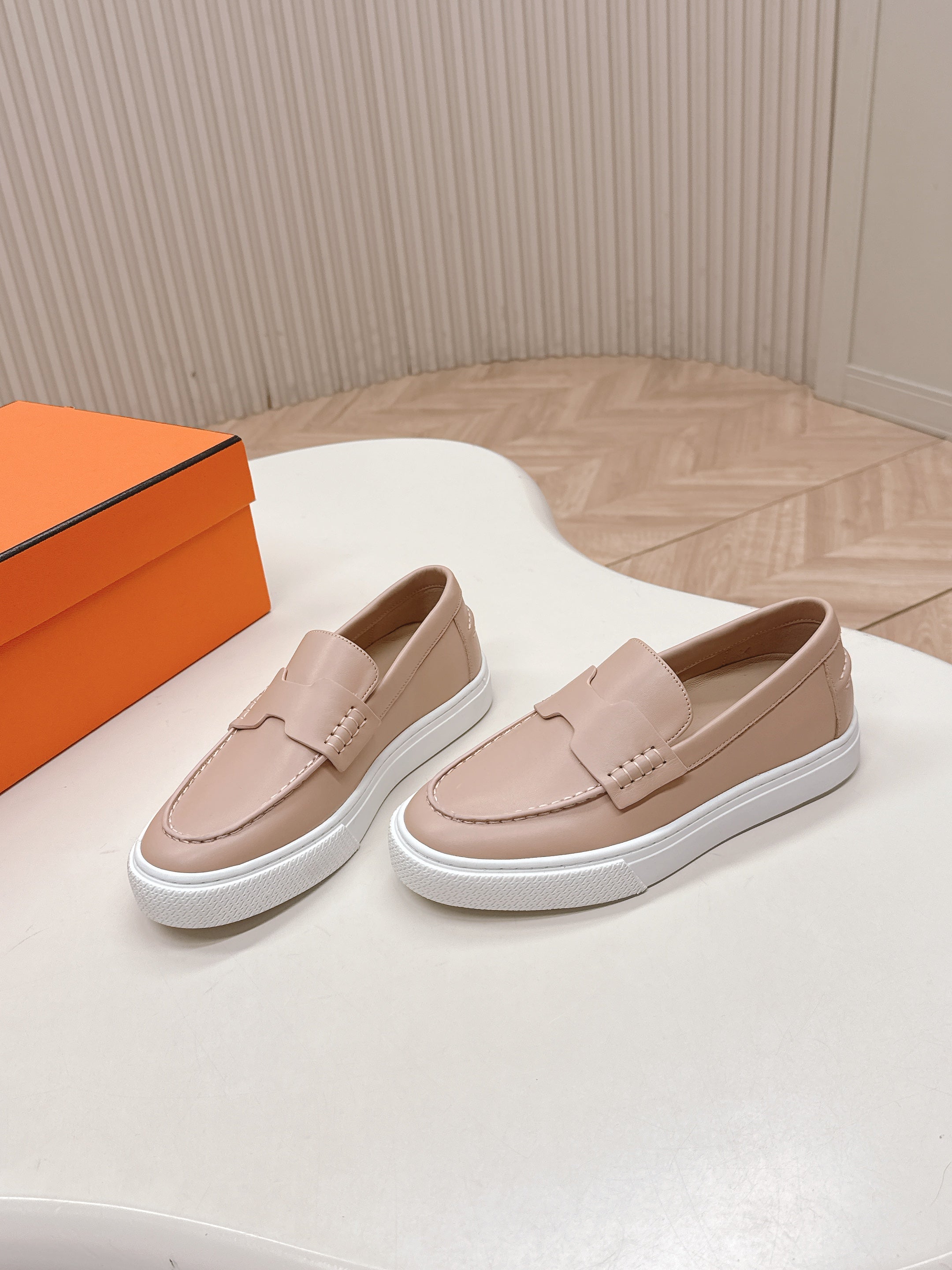 HM 25S SLIP-ON IN SOFT NUDE PINK LAMBSKIN、mysite、Cacoeks