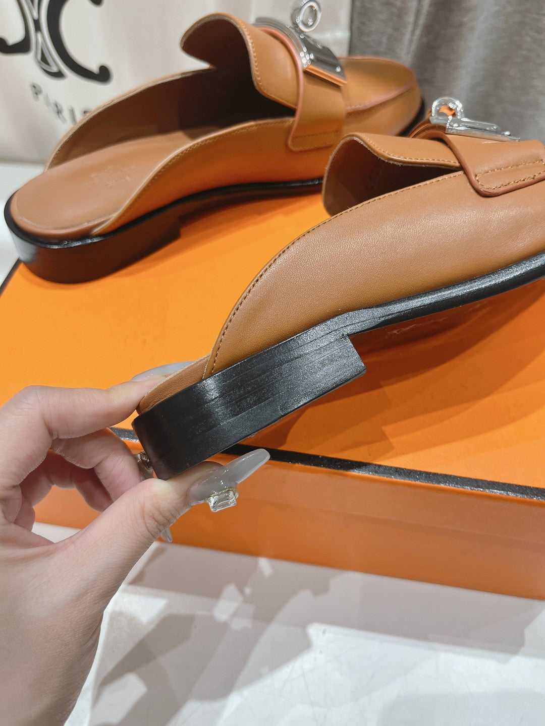 IOTA MULE CARAMEL CALFSKIN、mysite、Cacoeks