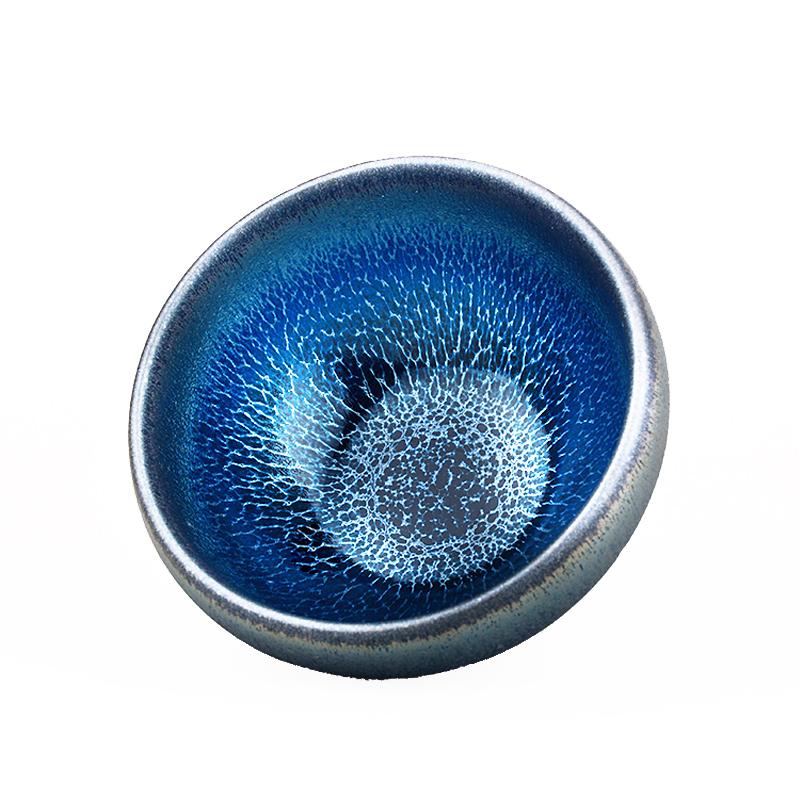 GEEK BAR-https://www.hot-toy.com/