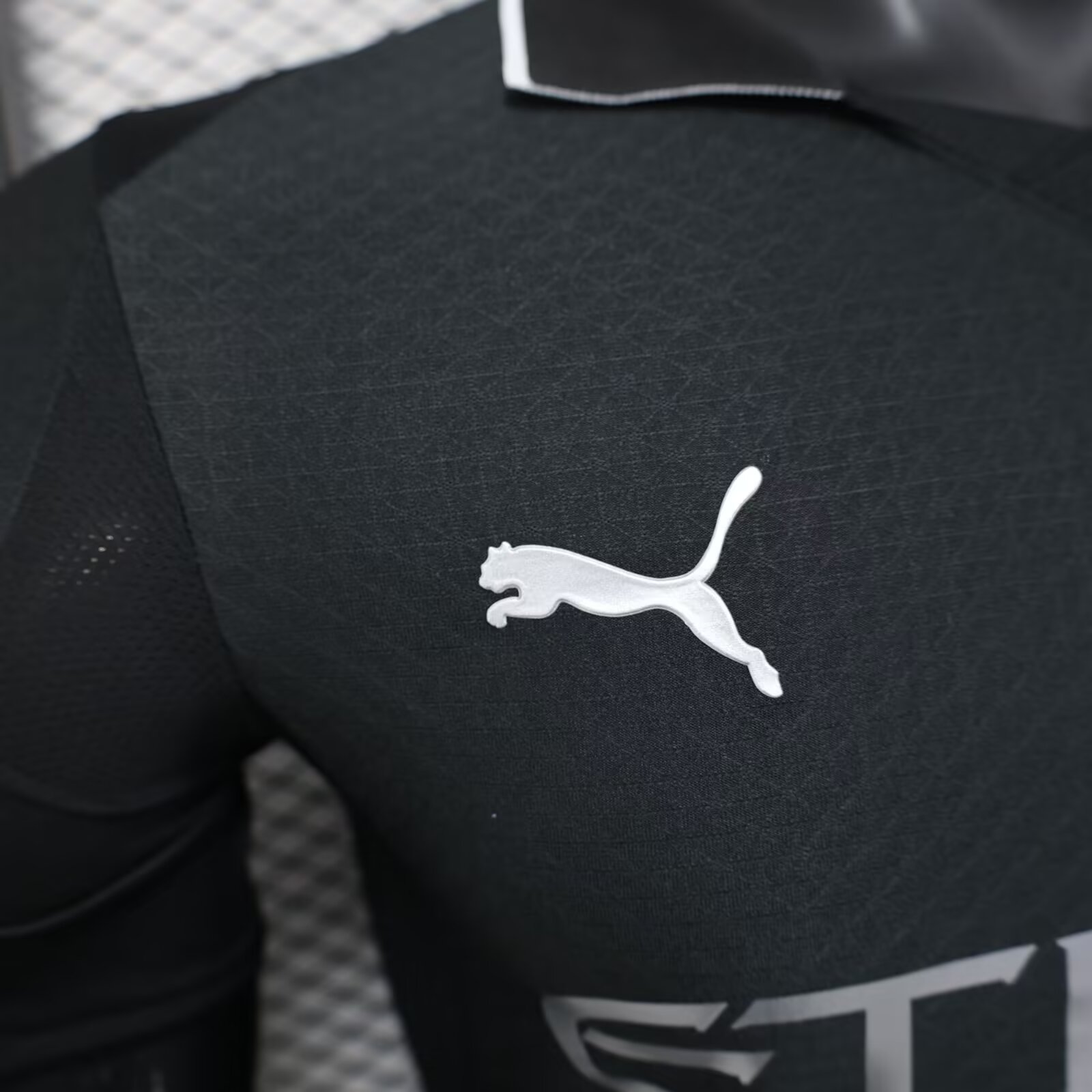 25-26 Manchester CityBlack 3th Away Football Shirt - Player Version: Ajax 24-25 Home Stadium Jersey - Fans Version mysite: Adidas luxuryfootballshirts.com: https://www.luxuryfootballshirts.com/