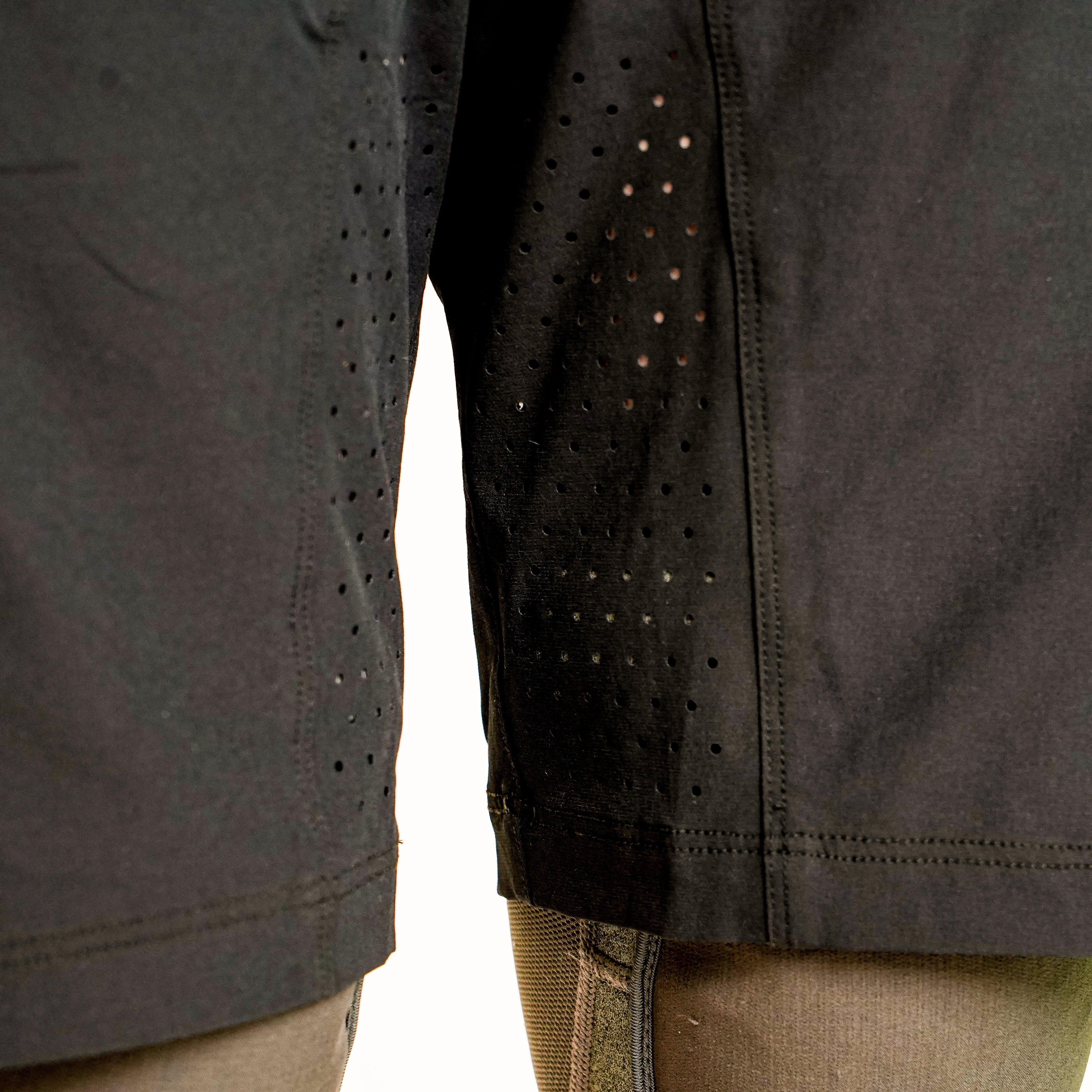 Trail Rambler Short - Cool Black、mySite、bearsvspackers