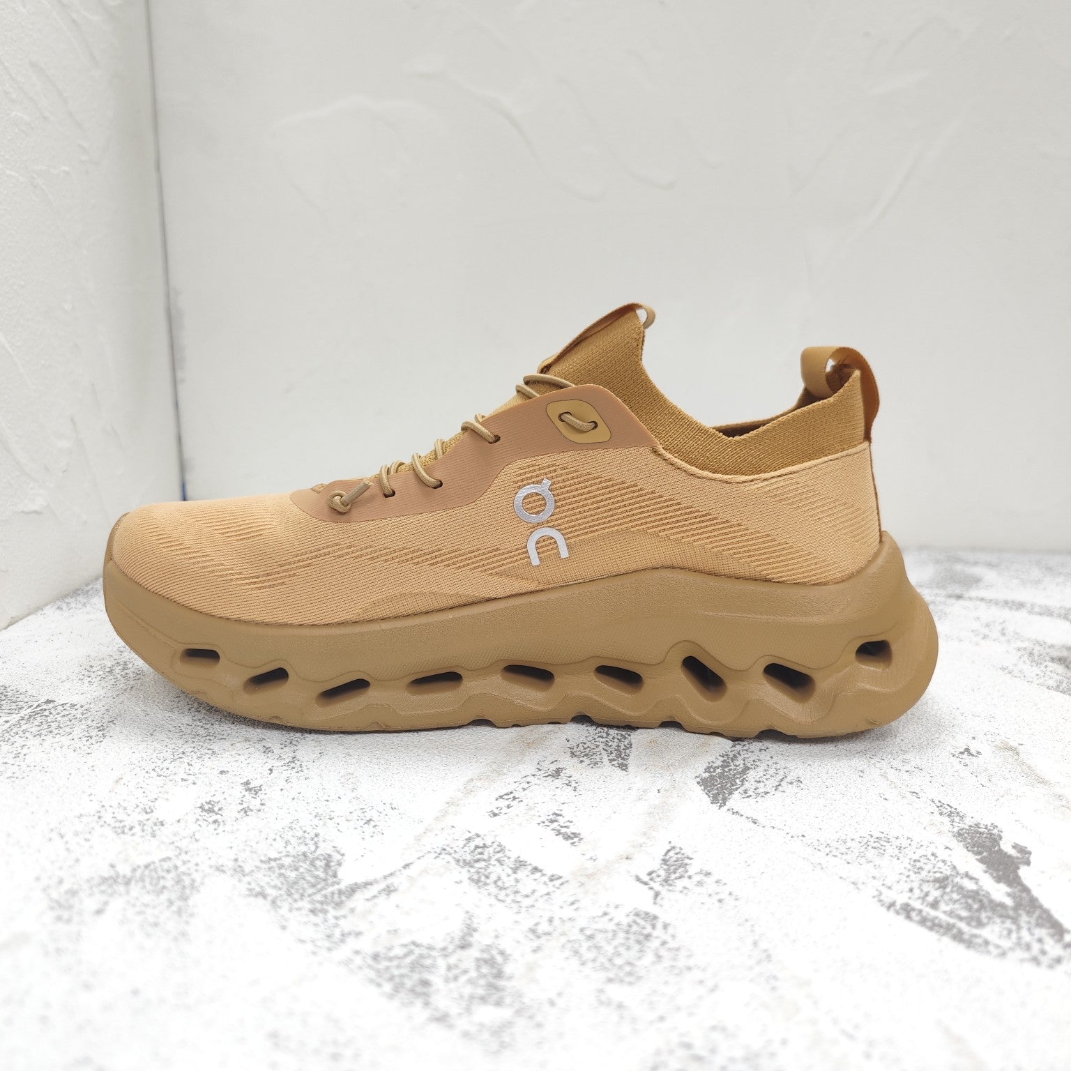 CLOUDTILT SNEAKER IN TORTILLA BROWN RECYCLED POLYESTER、mysite、Cacoeks