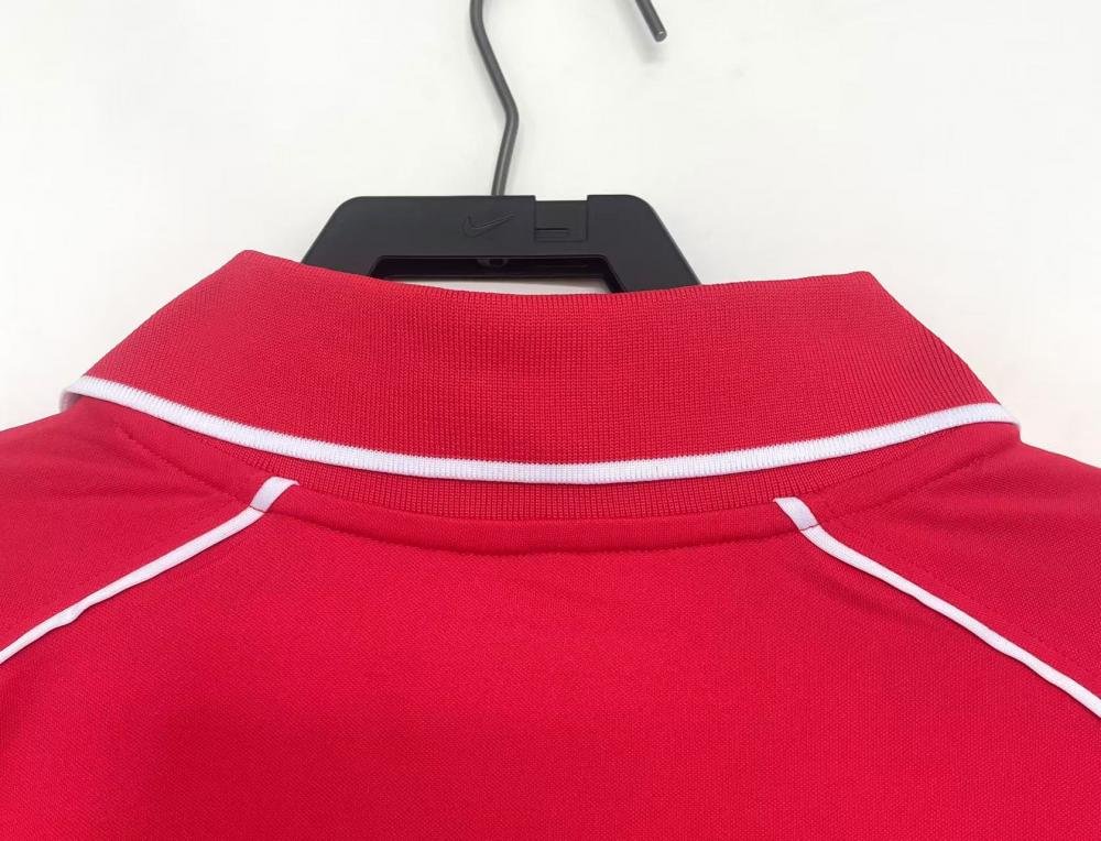 00-01 Liverpool home soccer jersey-Retro version: Ajax 24-25 Home Stadium Jersey - Fans Version mysite: Adidas luxuryfootballshirts.com: https://www.luxuryfootballshirts.com/