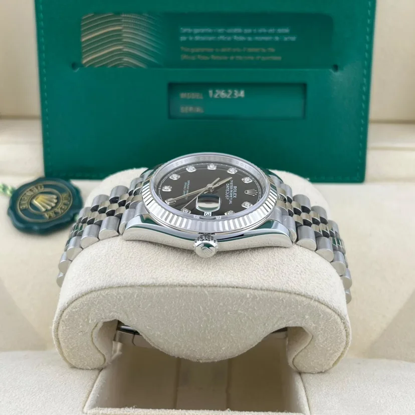 兼职  林炎: luxecystore