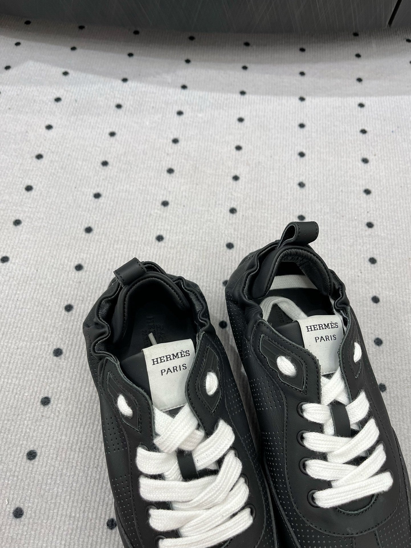 TRAIL SNEAKER IN BLACK CALFSKIN、mysite、Cacoeks