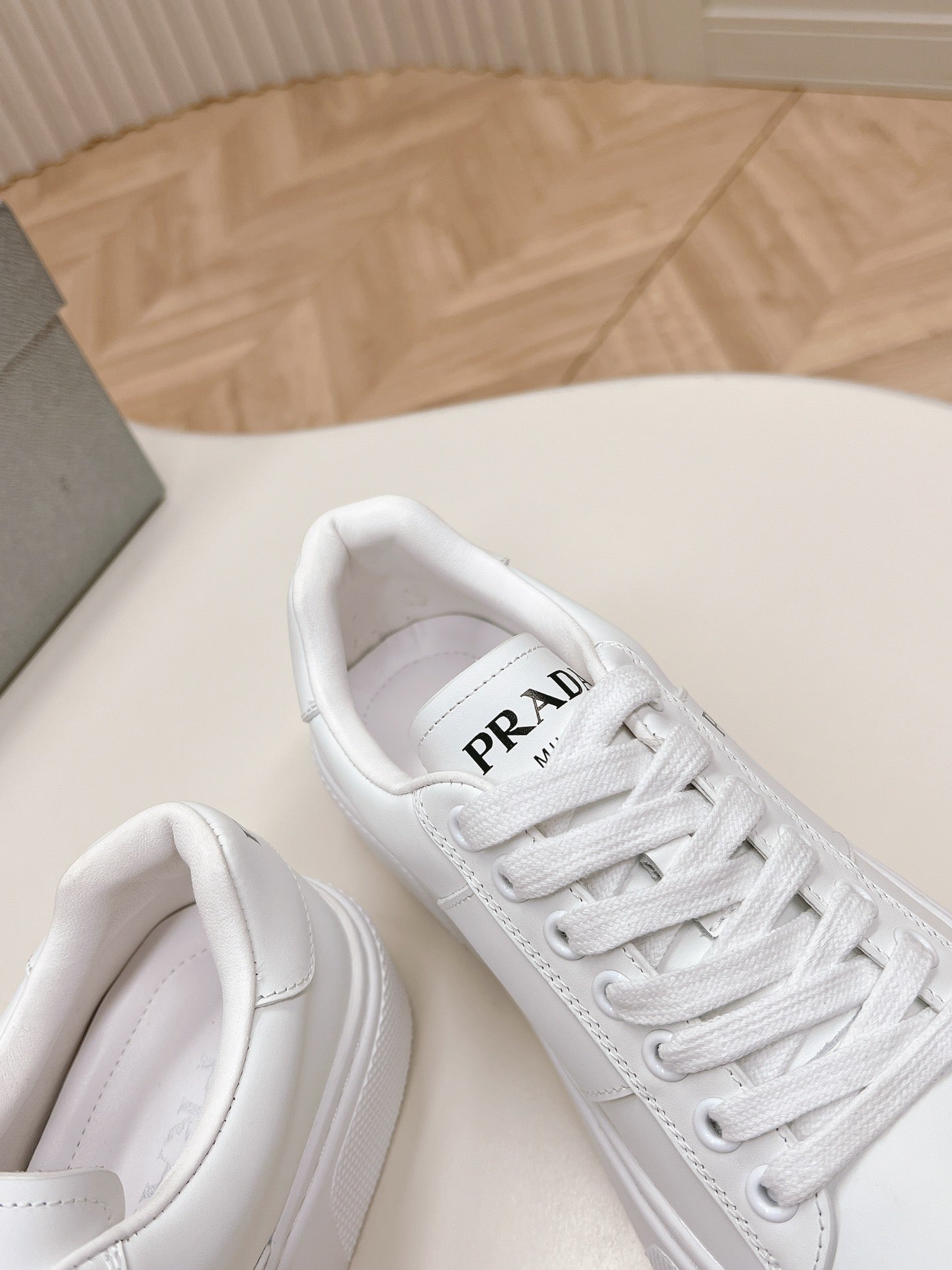 PRA LEATHER LOGO OUTLET SNEAKERS WHITE CALFSKIN、mysite、Cacoeks