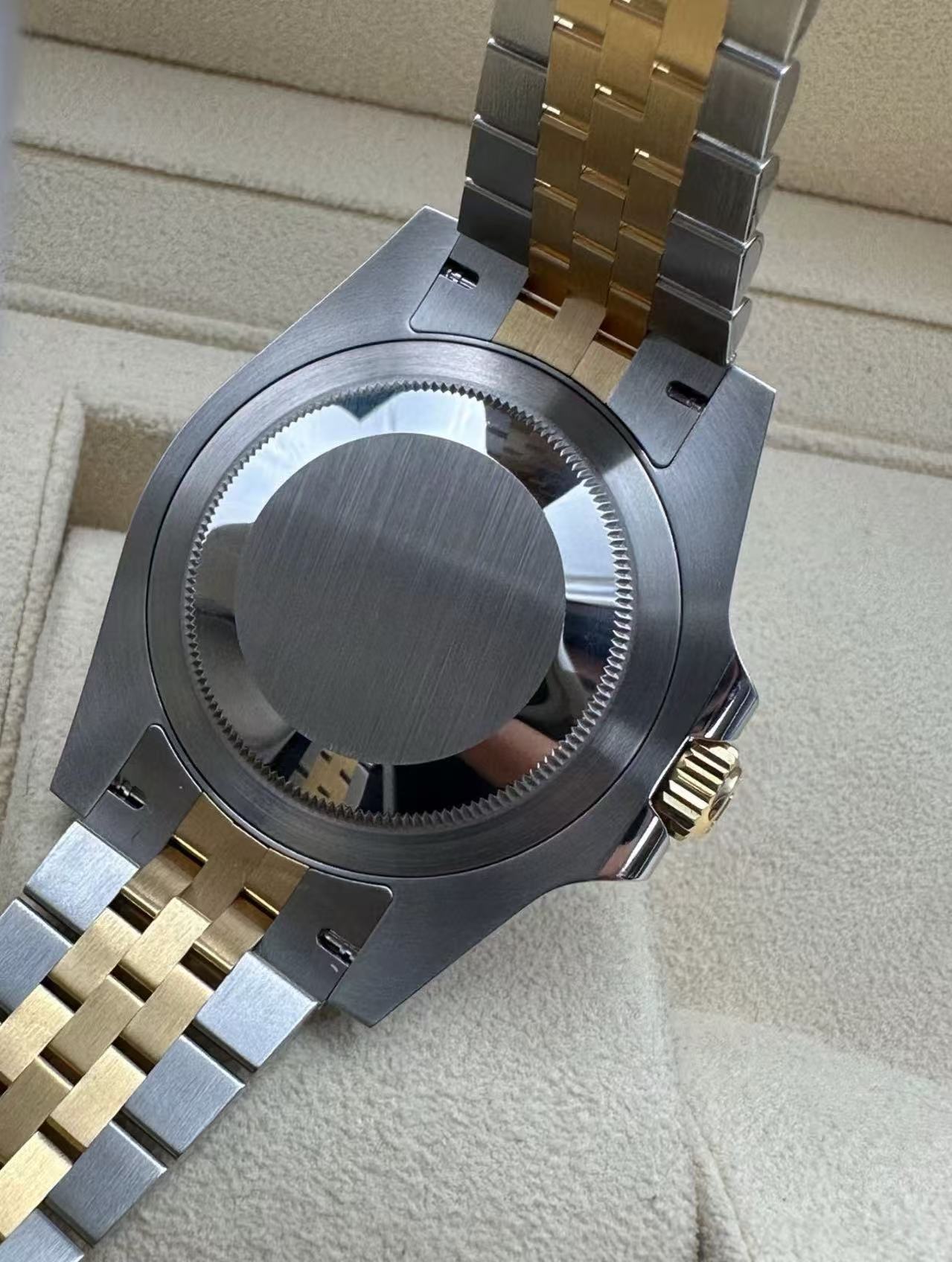 Rolex GMT Master ll 2023 Two ToneJubilee Bracelet Super Clone SwissReplica Watch Ref 126713GRNR3285 Swiss Movement