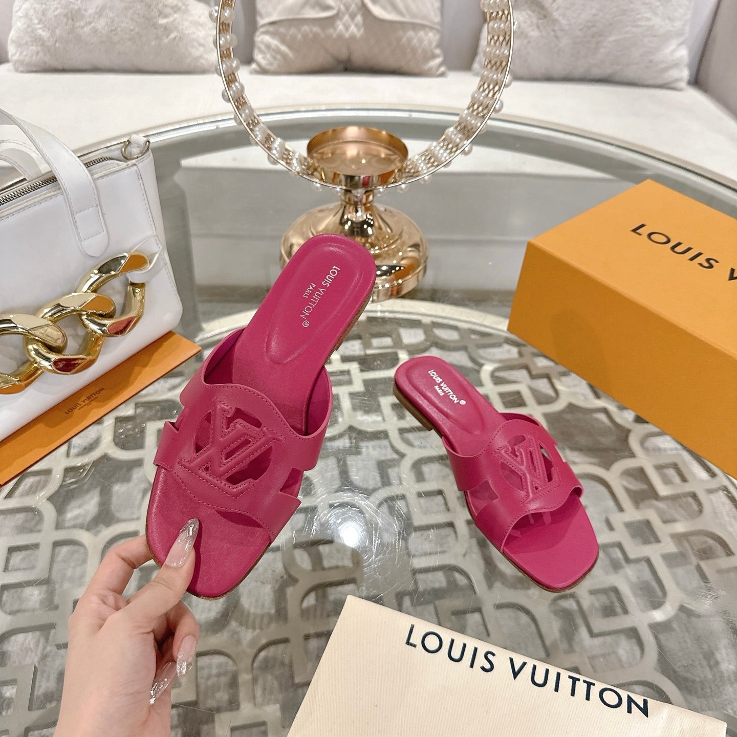 ISOLA FLAT SLIDE IN DARK PINK CALFSKIN、mysite、Cacoeks