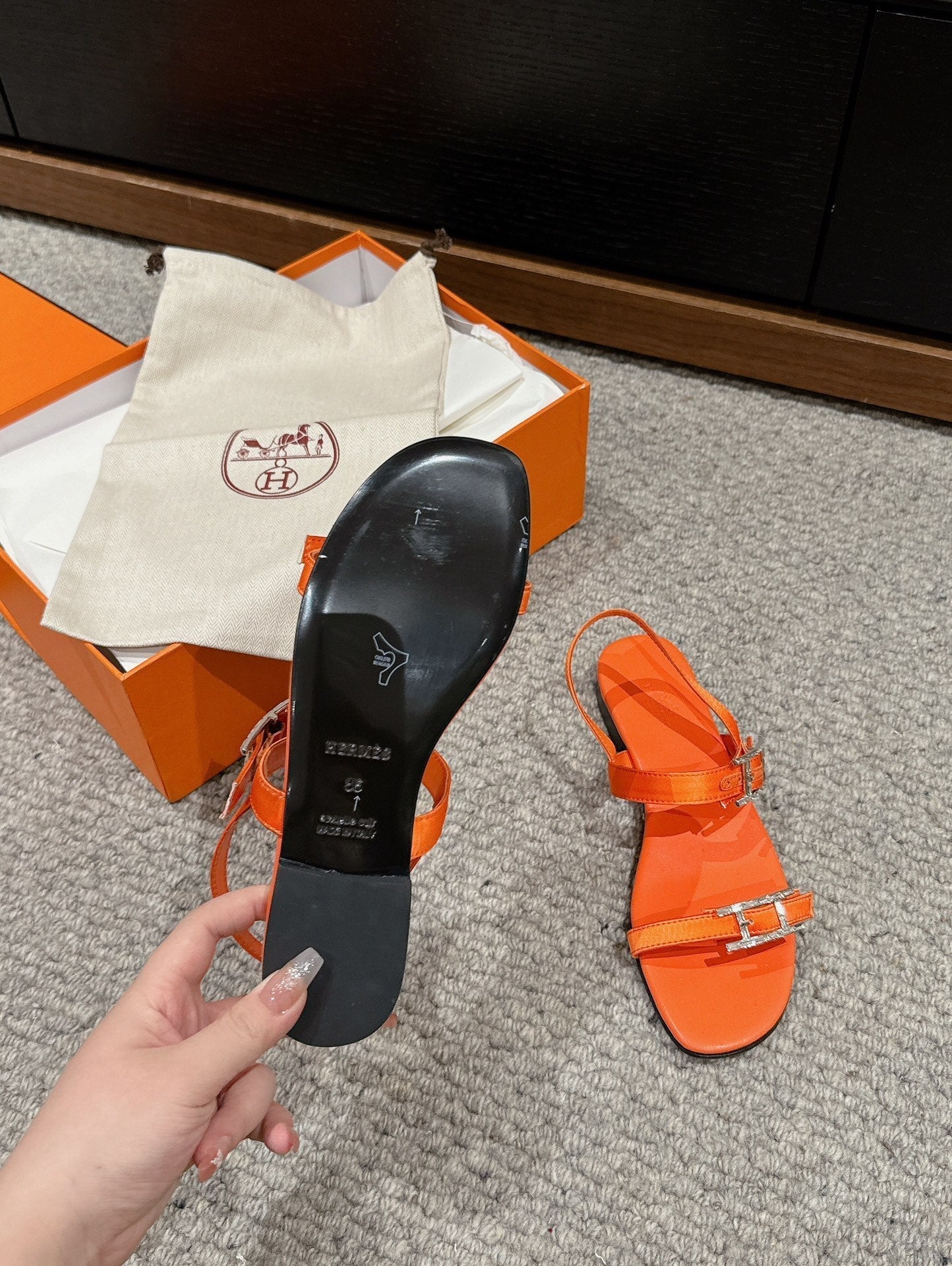 BUCKLE SANDAL BRIGHT ORANGE CALFSKIN、mysite、Cacoeks